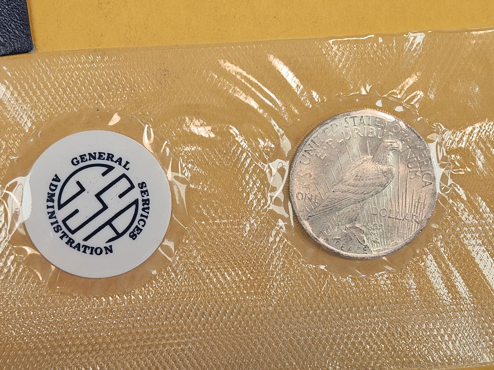 ** SCARCE ** GSA Brilliant Uncirculated 1923 Peace Silver Dollar - 3