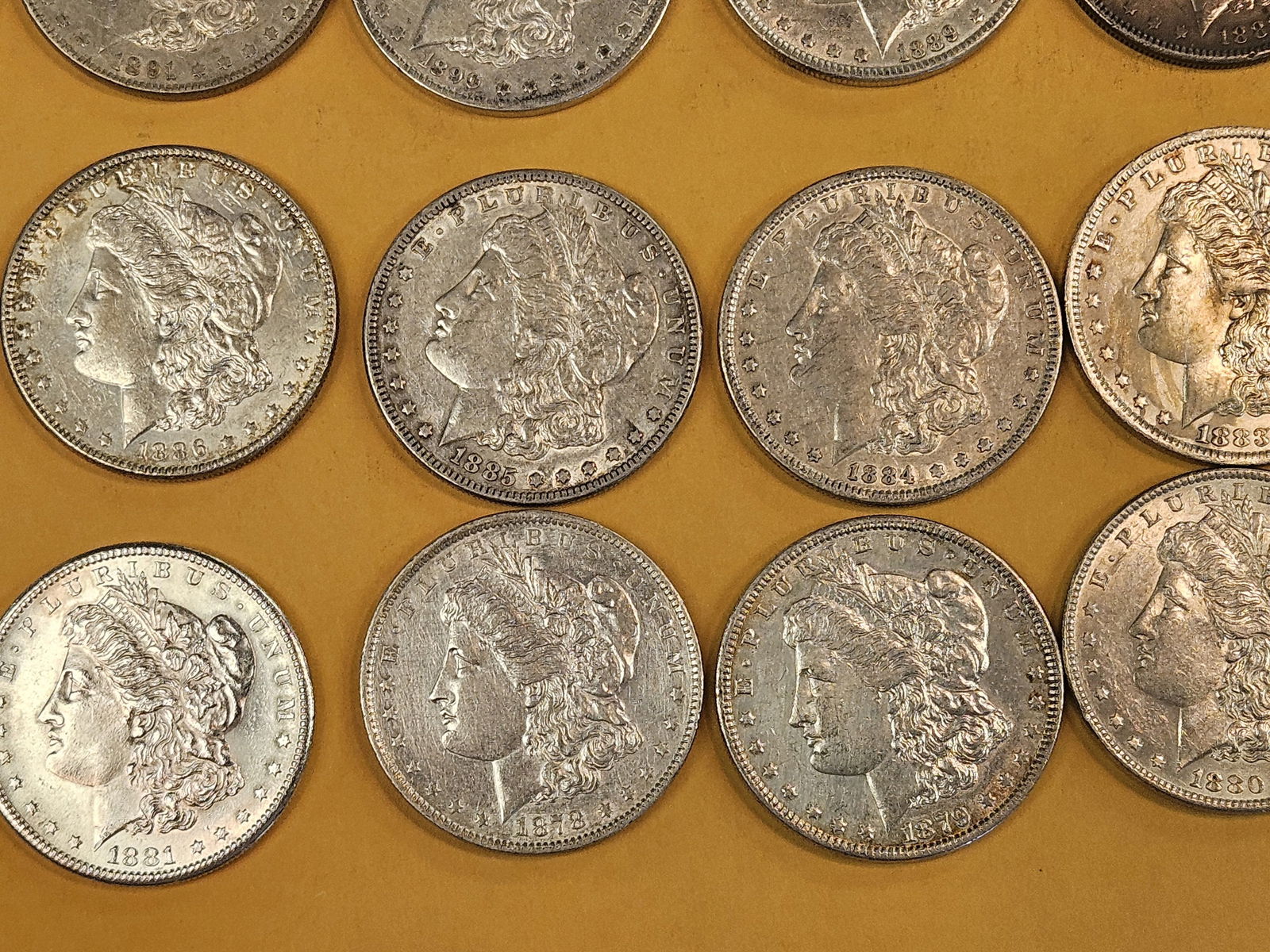 ** FULL ROLL ** Twenty Morgan silver Dollars - 6