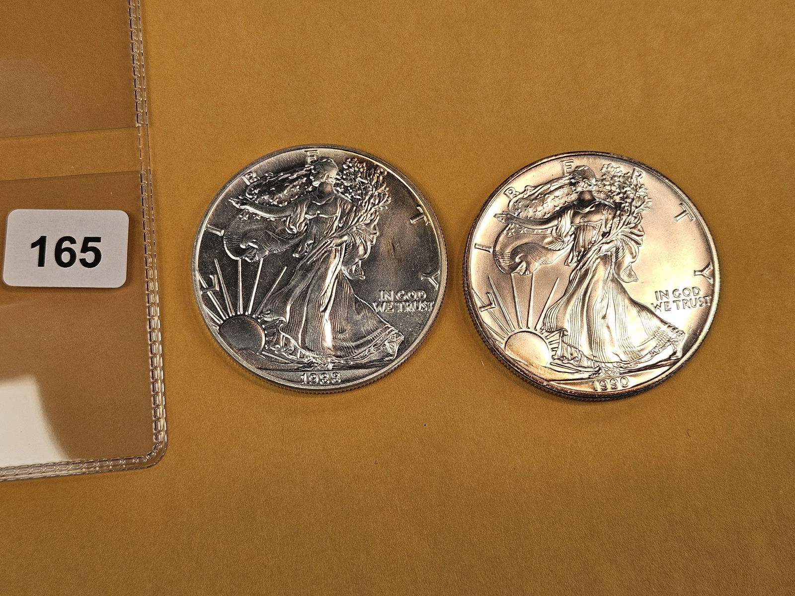 Two GEM Brilliant Uncirculated American Silver eagles - 2