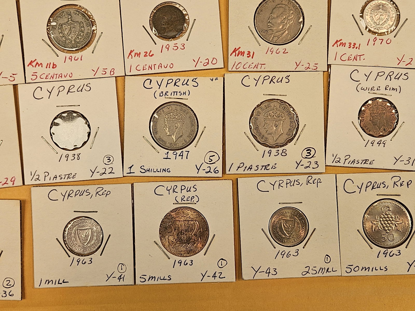 Twenty-four nice mixed World Coins - 6
