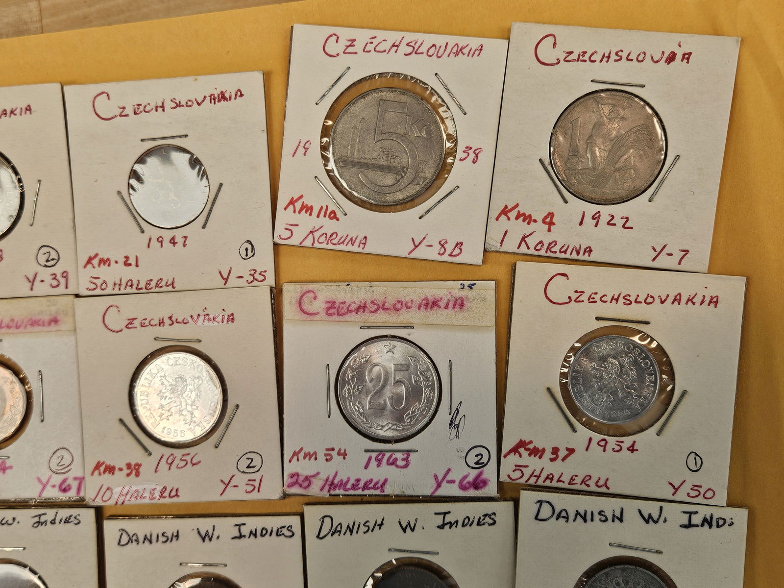 Twenty-four nice mixed World Coins - 4