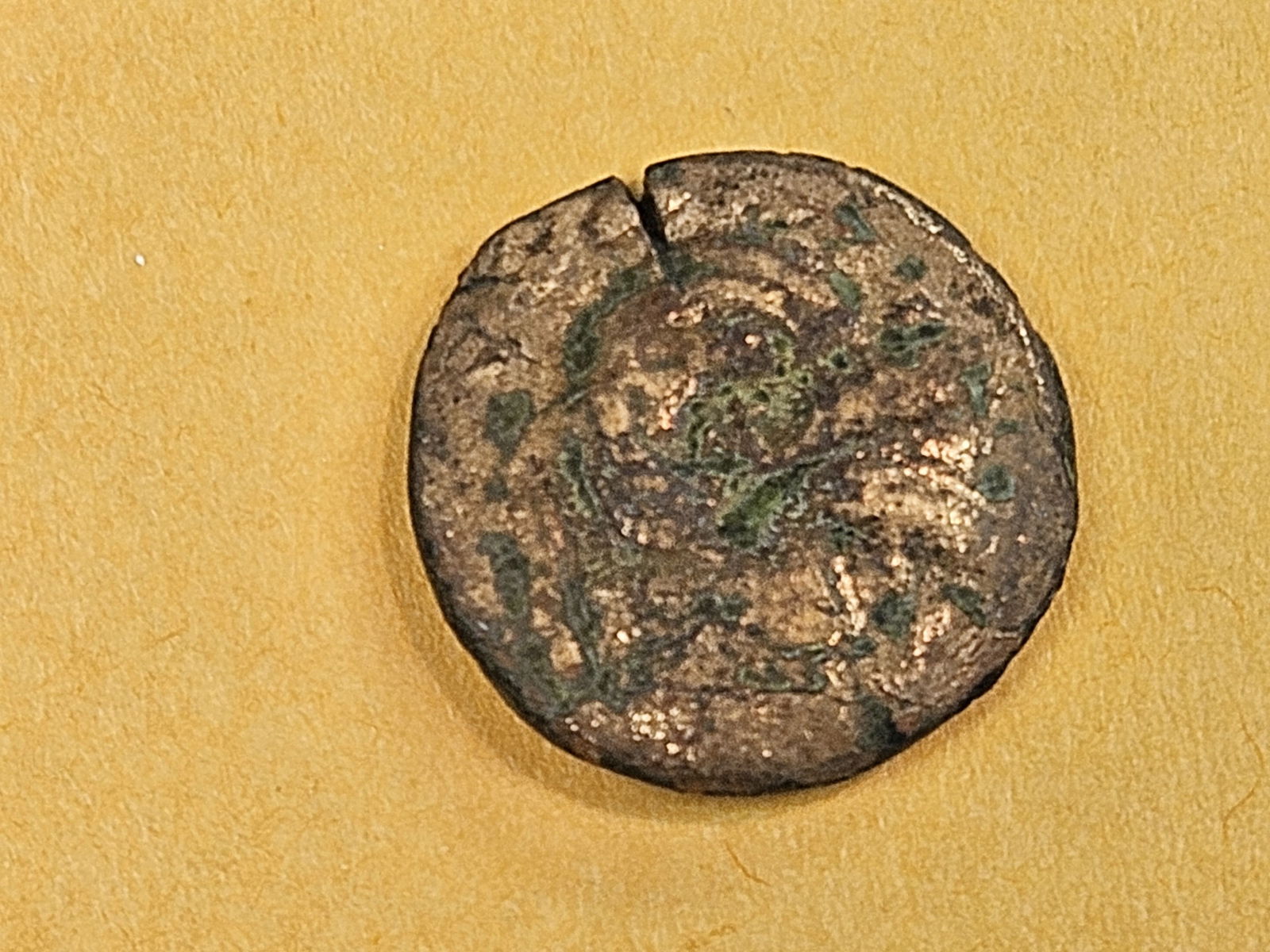 ANCIENTS! Three mixed Ancient coins - 2