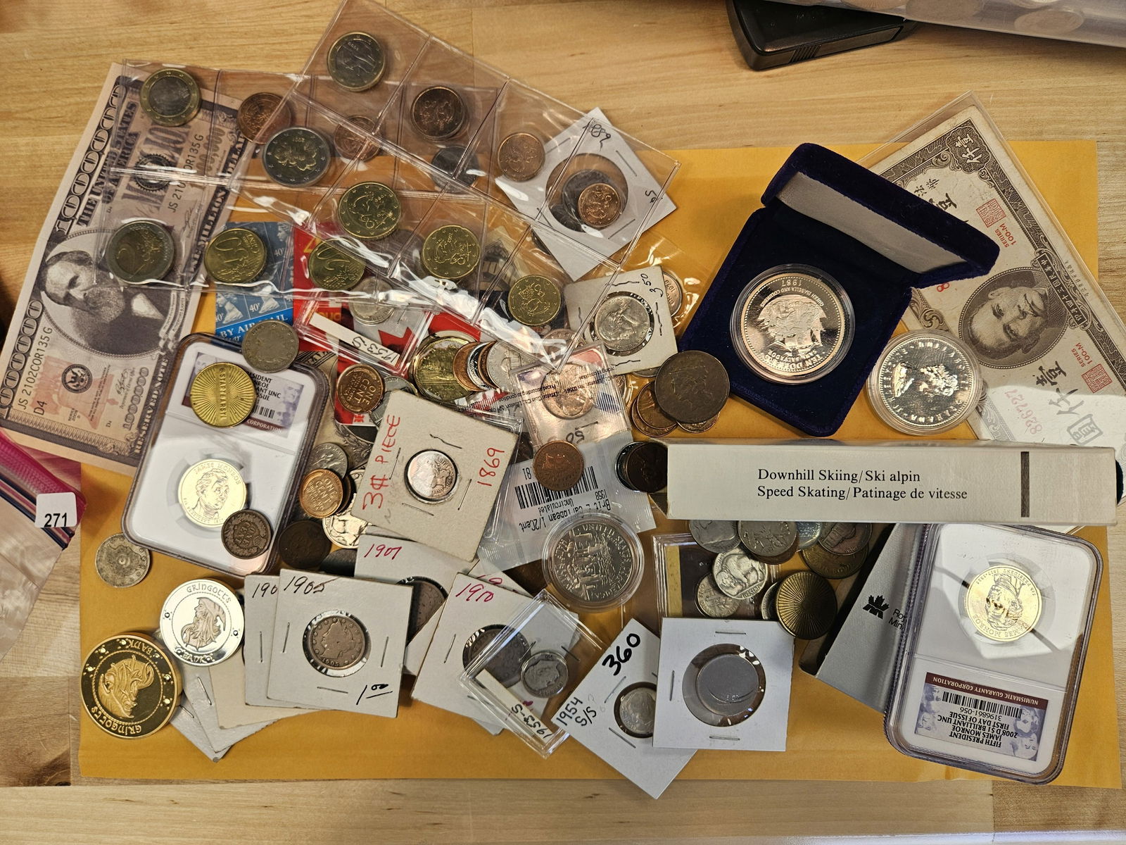 HODGE-PODGE Lot: All kinds of goodies in there..including some silver coins 