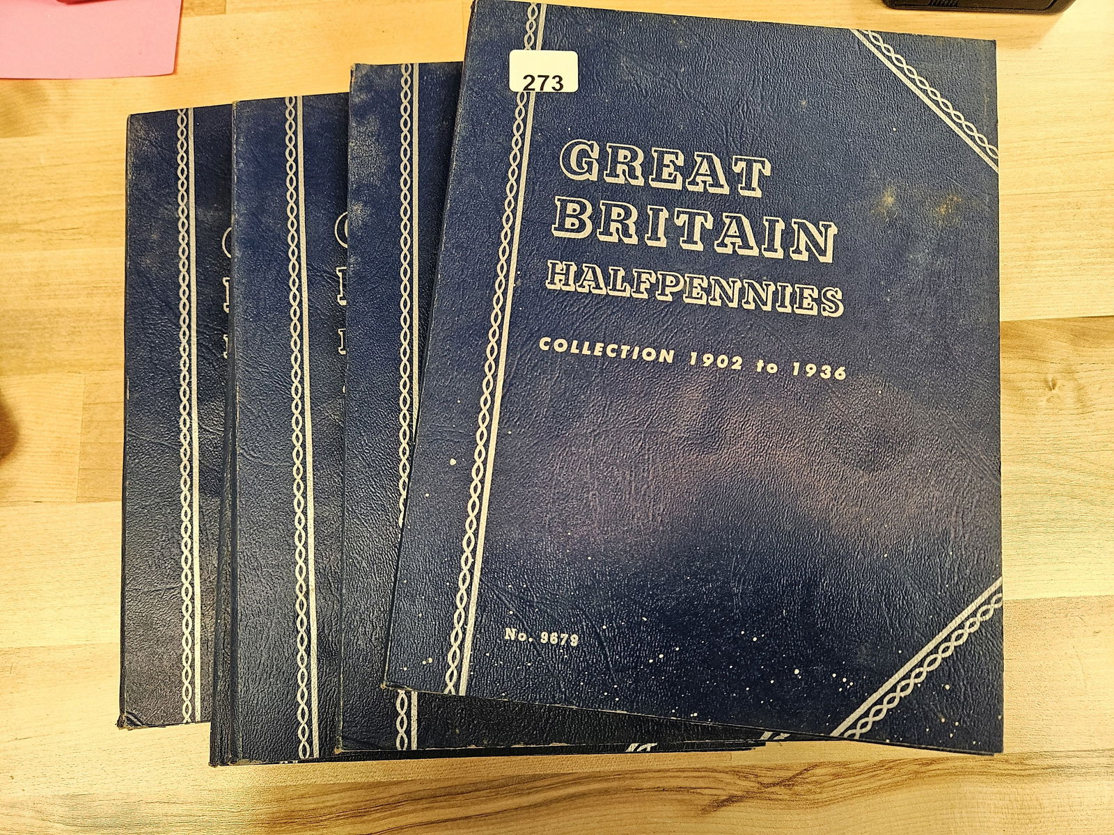 Six partially filled Whitman Great Britain copper coin albums: Halfpennies and Pennies 