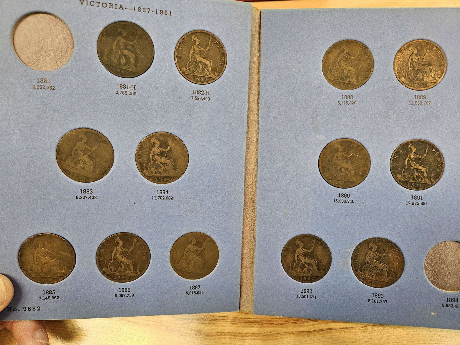 Six partially filled Whitman Great Britain copper coin albums - 8