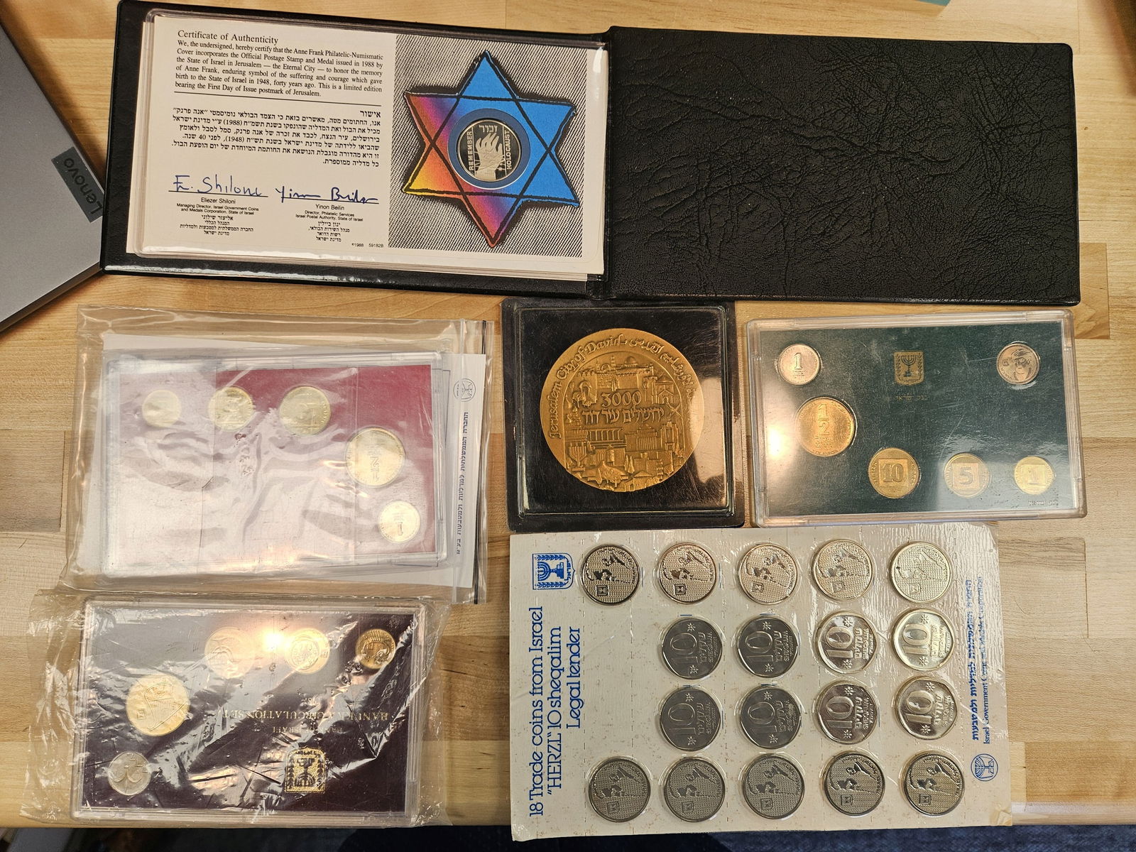 Twelve lovely, mixed, coin sets from Israel - 3