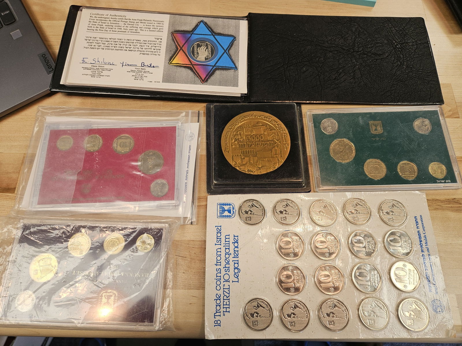 Twelve lovely, mixed, coin sets from Israel - 4