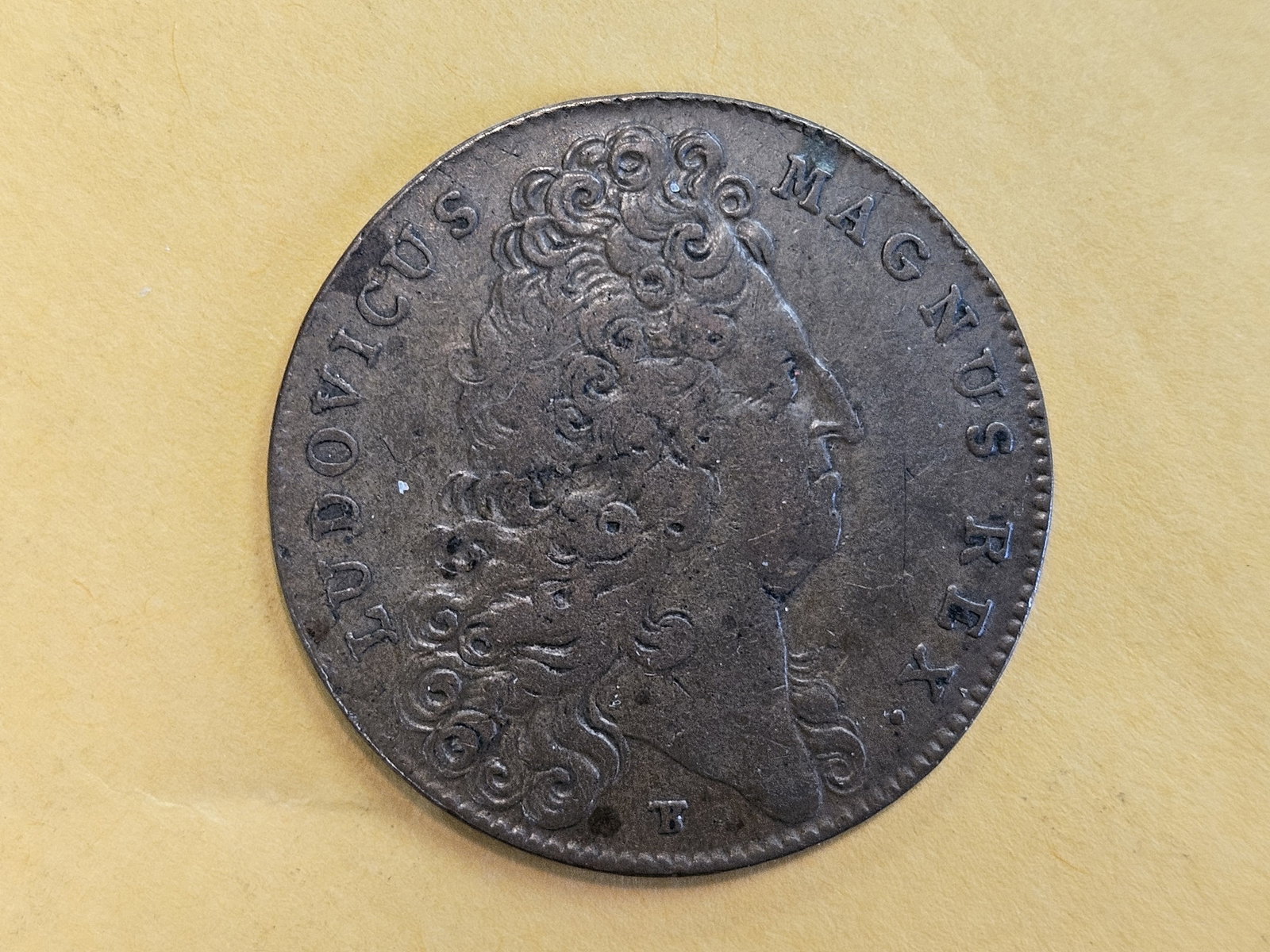 Scarce 1713 France Counter-Token - 5