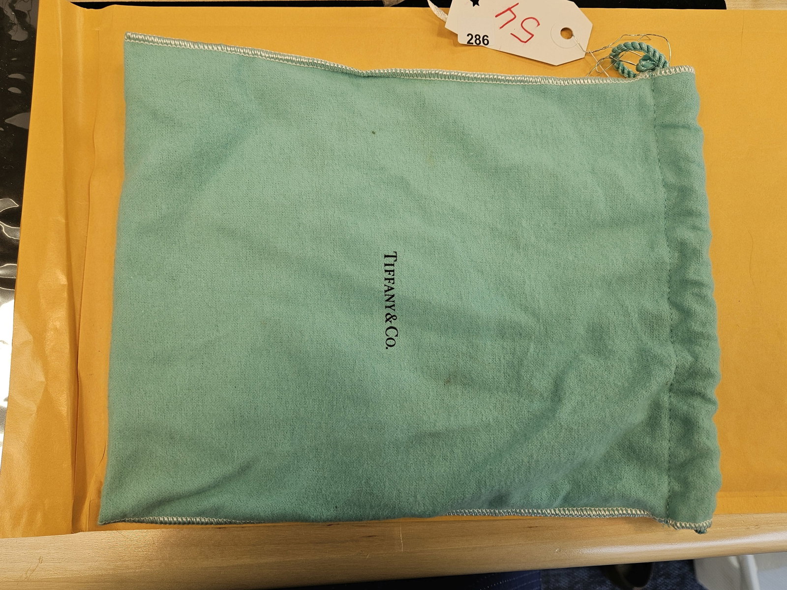 TIFFANY Bag: Mid-sized, blue Tiffany bag 