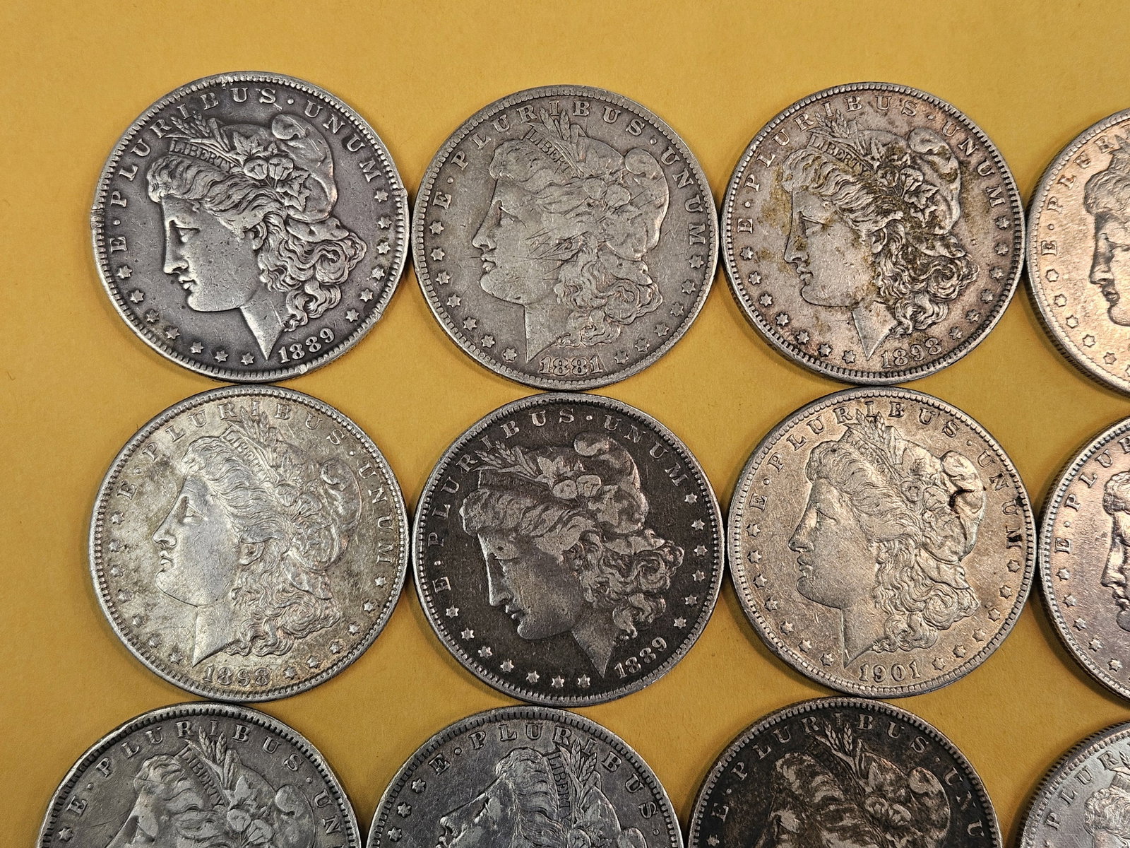 ** FULL ROLL ** Twenty Morgan Silver Dollars - 2