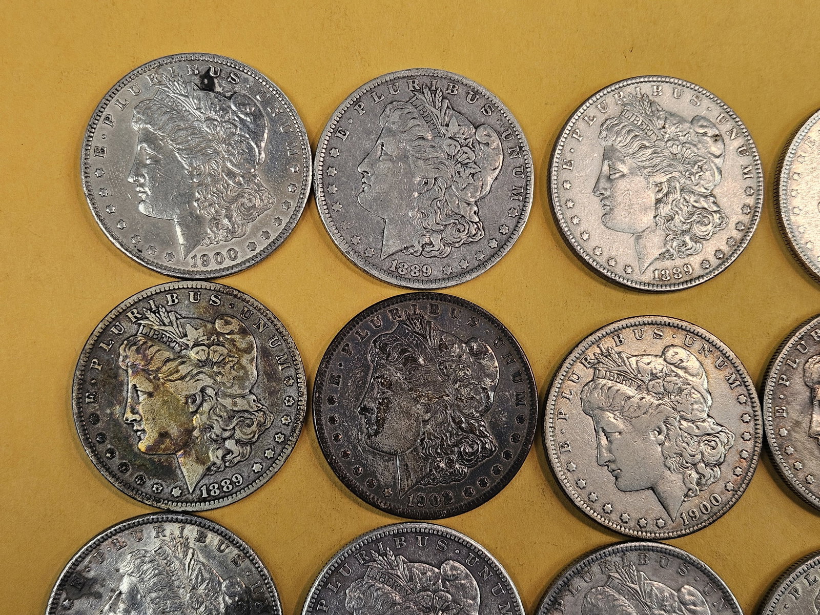 ** FULL ROLL ** Twenty Morgan Silver Dollars - 2