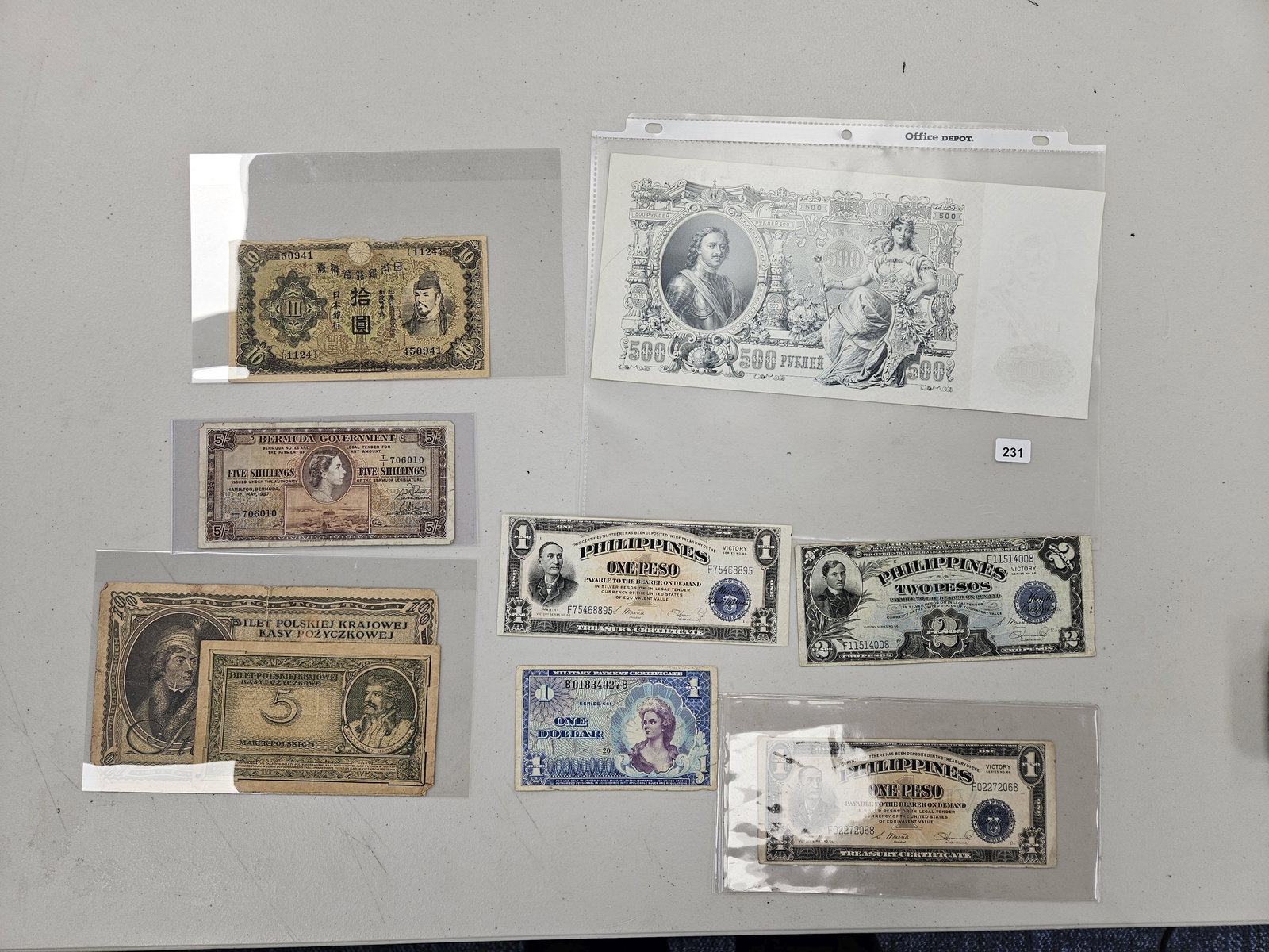 Nine more little nicer, mixed, World notes (1 of 6)