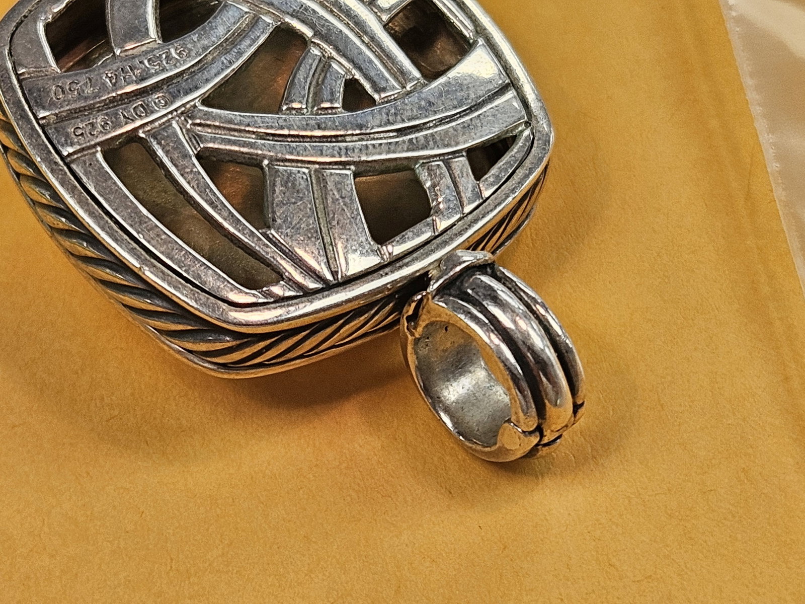 GOLD Jewelry! David Yurman Gold Pendant - 7