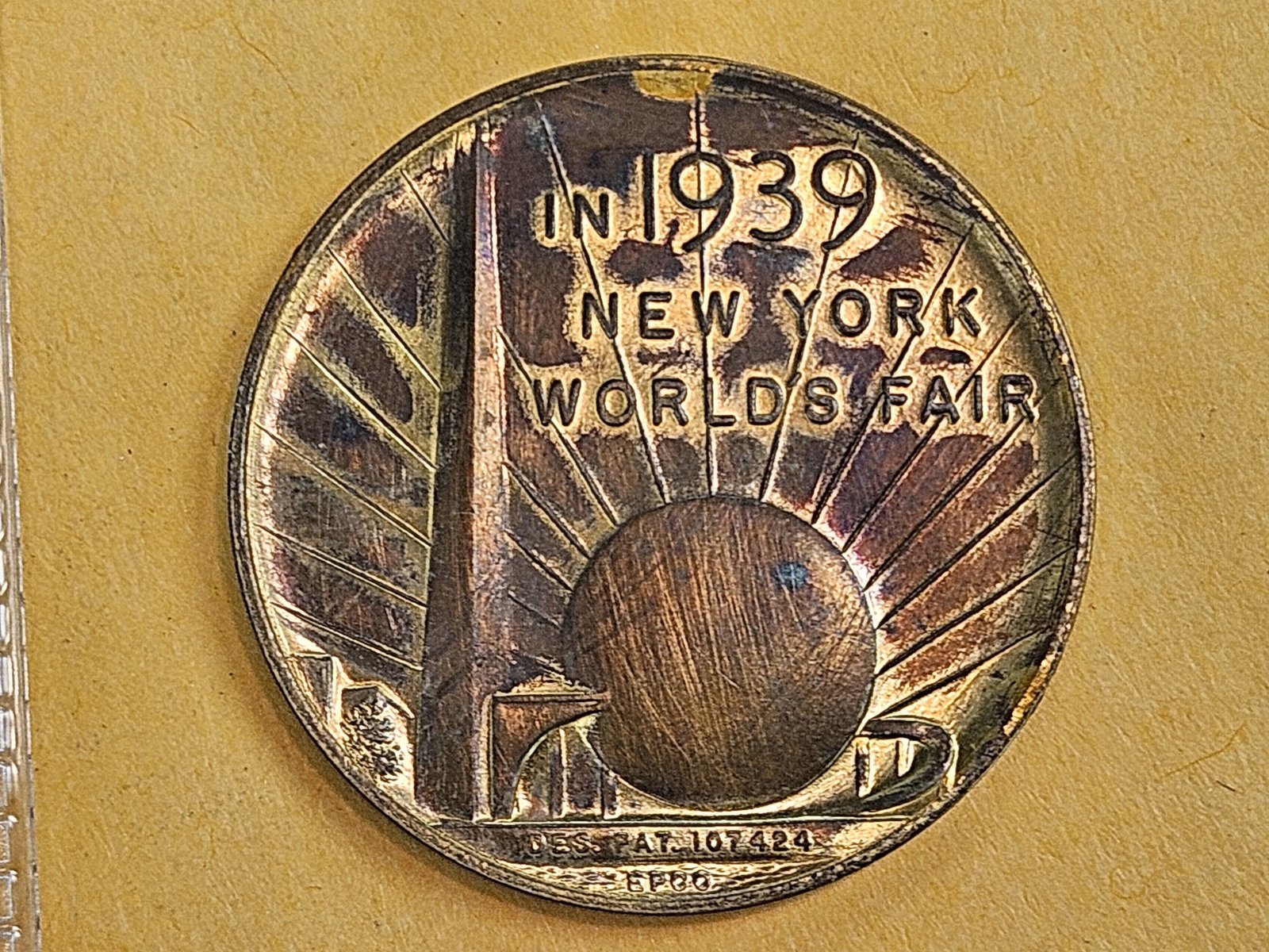 Nice Uncirculated 1939 New York World's Fair So-Called Dollar: Gilt. Baker 3002