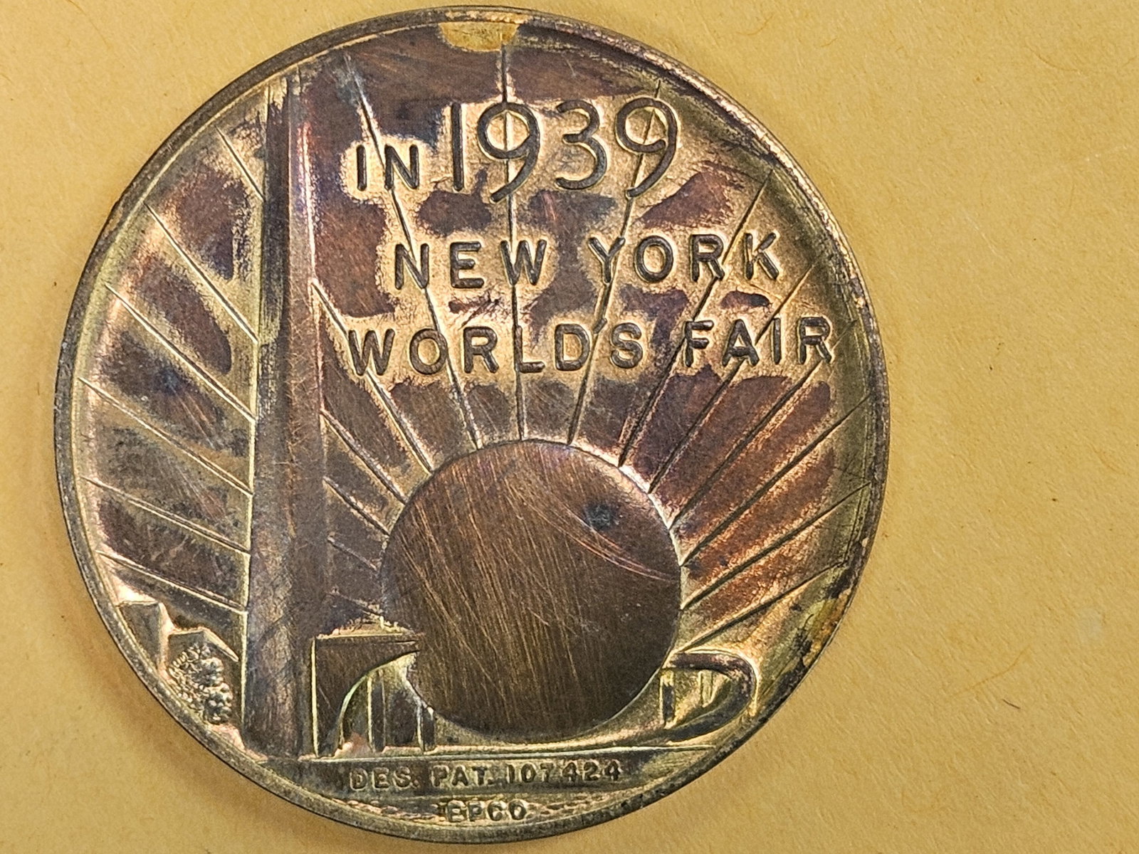 Nice Uncirculated 1939 New York World's Fair So-Called Dollar - 4
