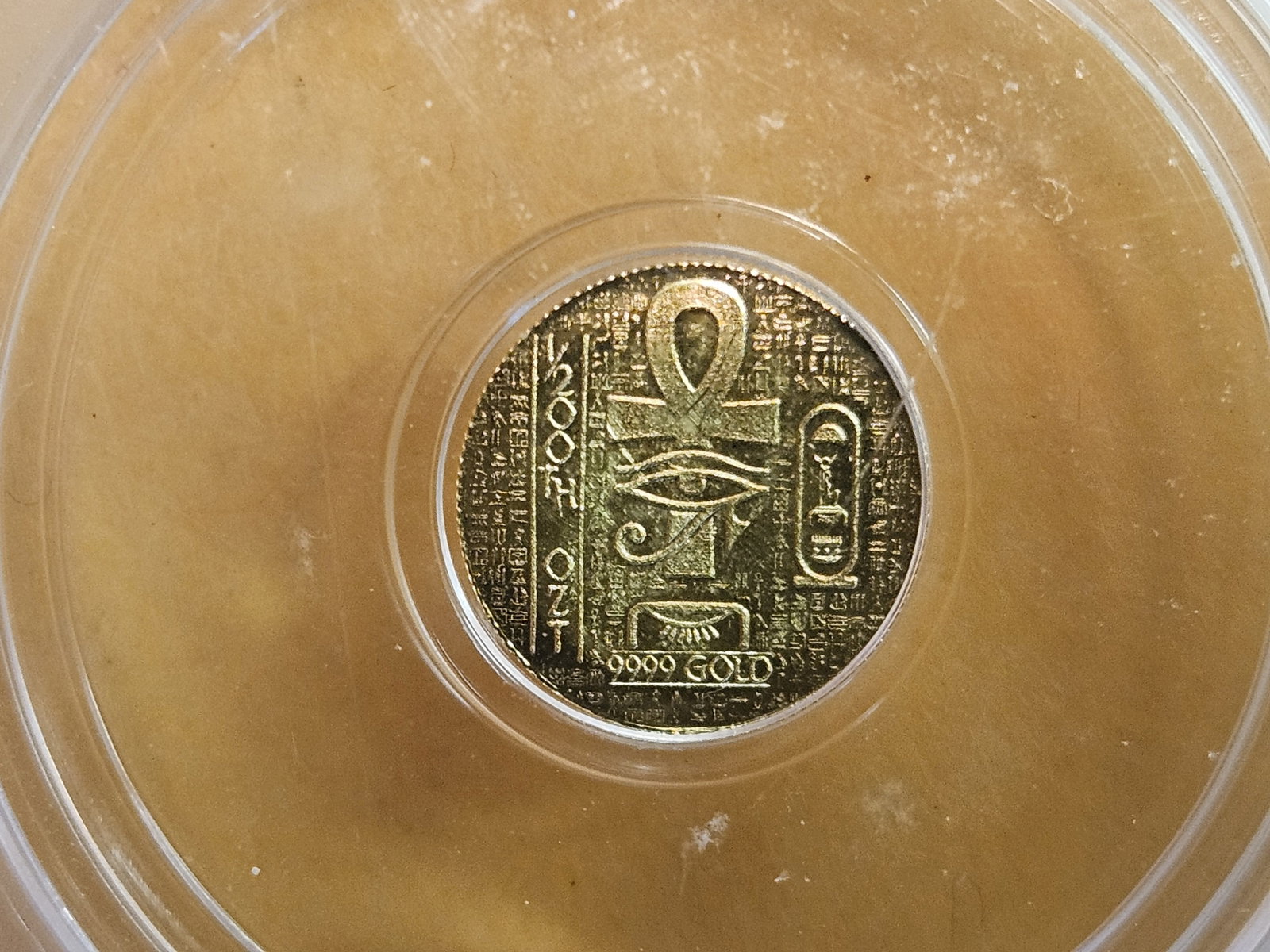 PERFECT! GOLD ICG Egytpian King Tut No Date in Mint State 70 - 4