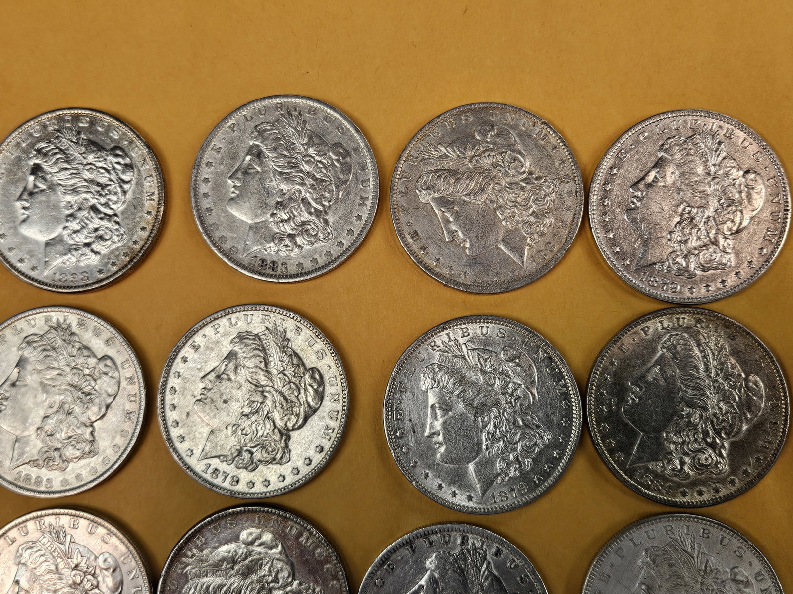 ** FULL ROLL ** Twenty Morgan Silver Dollars - 3