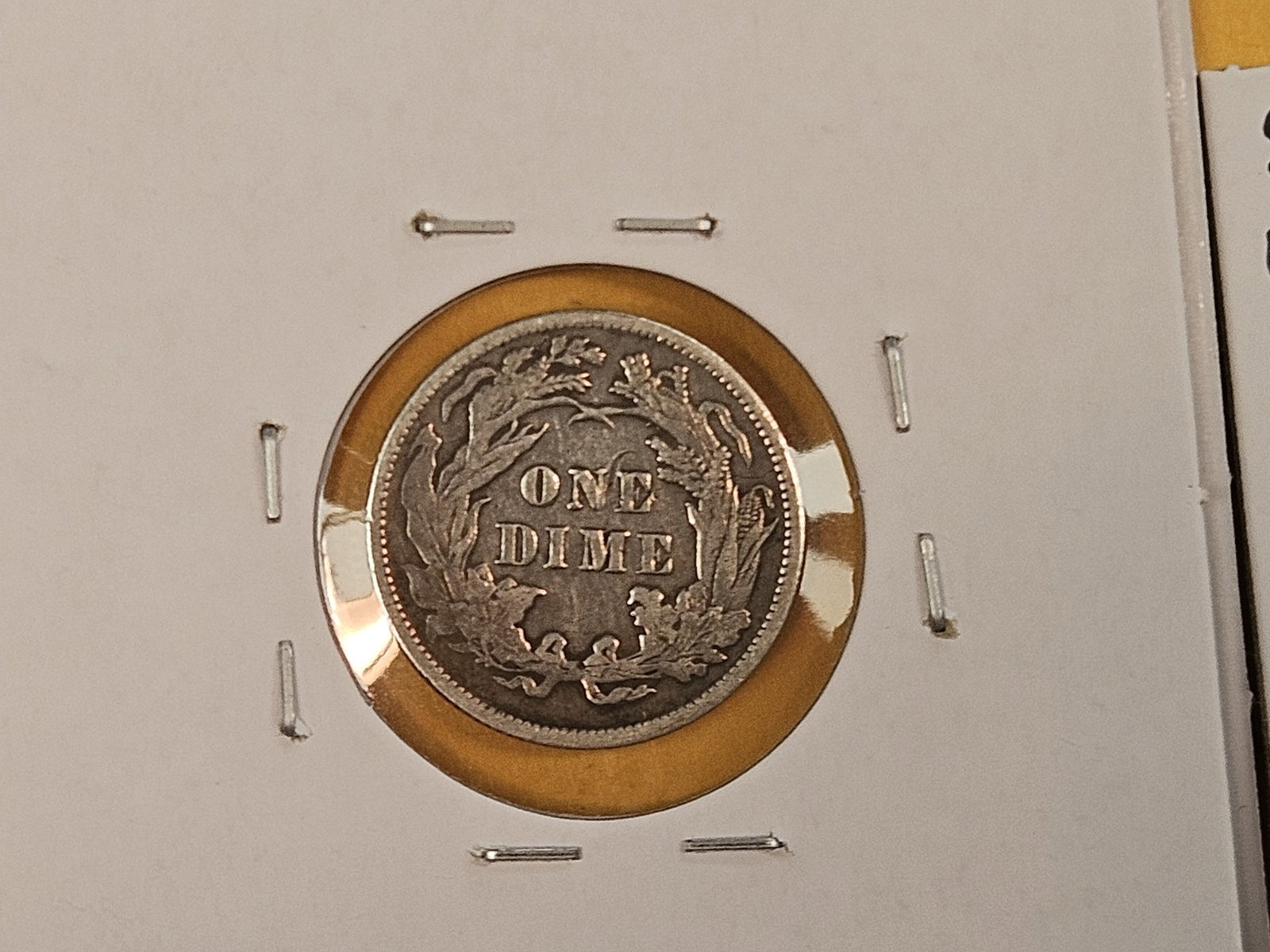 Four Seated Liberty silver dimes in Fine to Very Fine - 3