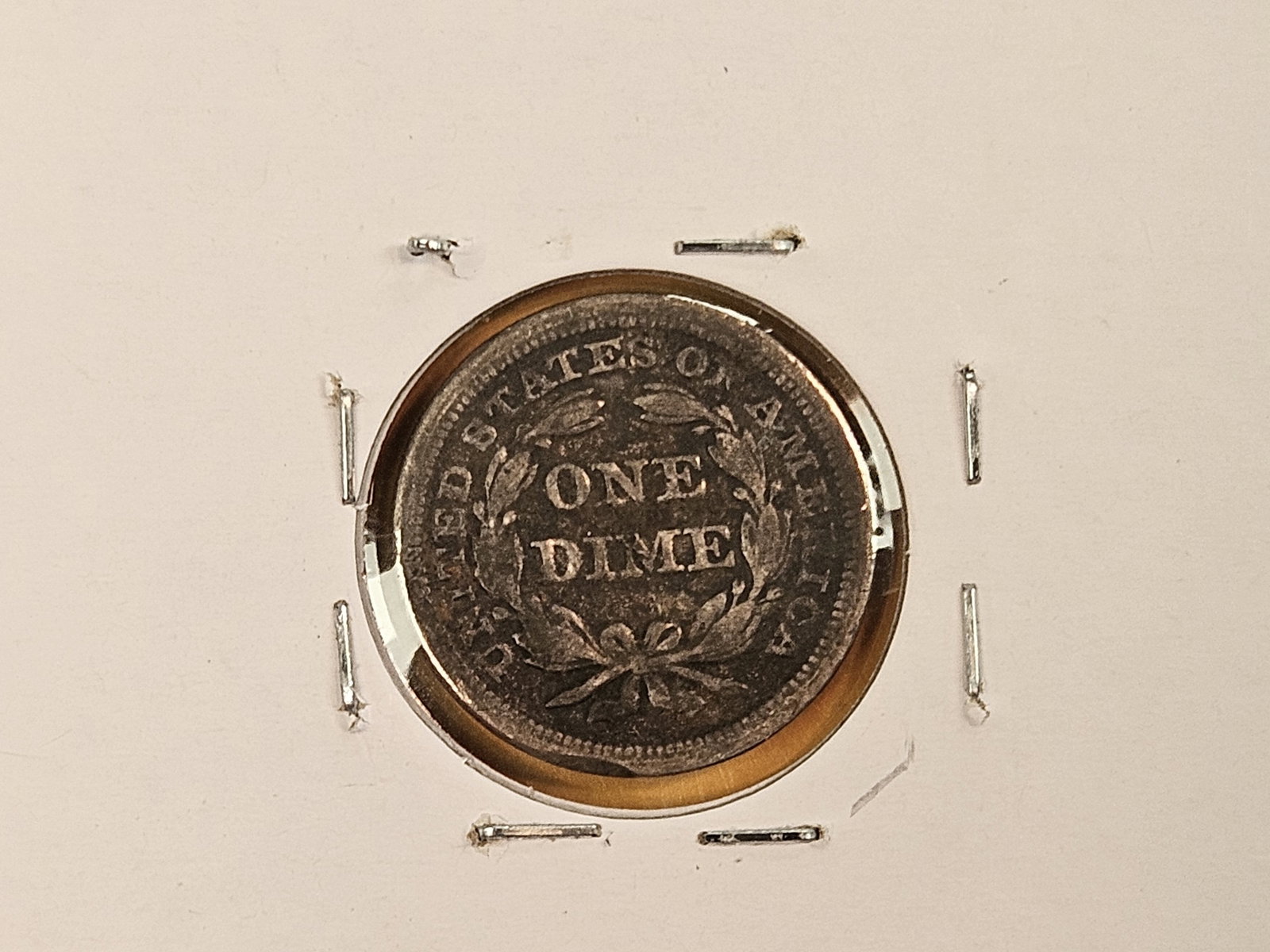 Four Seated Liberty silver dimes in Fine to Very Fine - 9