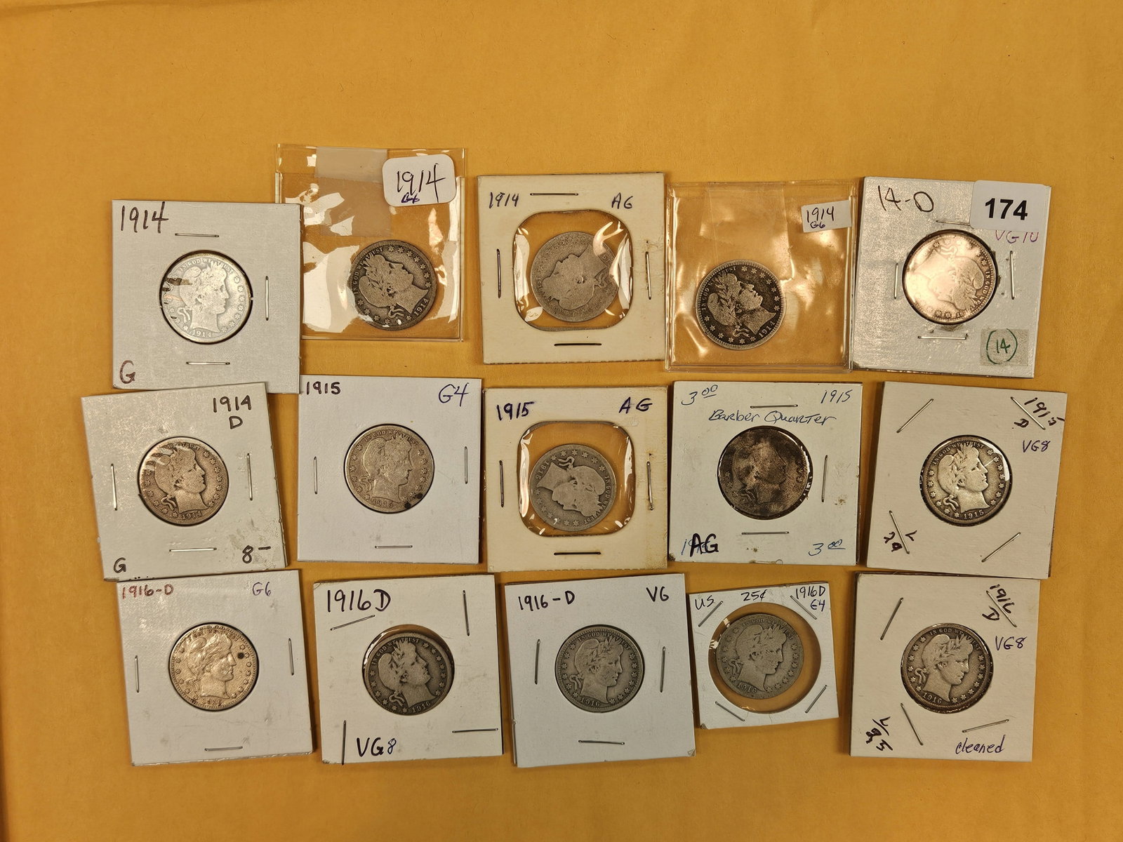 Fifteen mixed silver Barber Quarters: Circulated