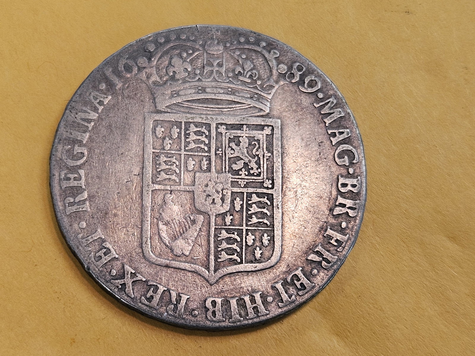 1689 Great Britain silver 1/2 Crown in Very Good - 5