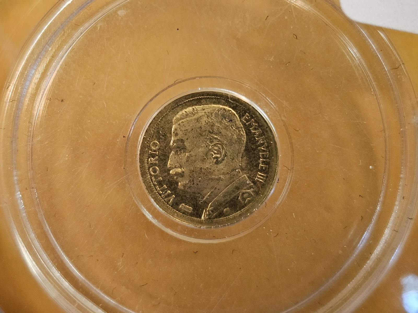 GOLD! Replica Italian Mini-Gold coin: IT IS A REPLICA OF THE ITALIAN 50 LIRE GOLD COIN THAT COMMEMORATES THE 50TH ANNIVERSARY OF THE UNIFICATION OF ITALY
