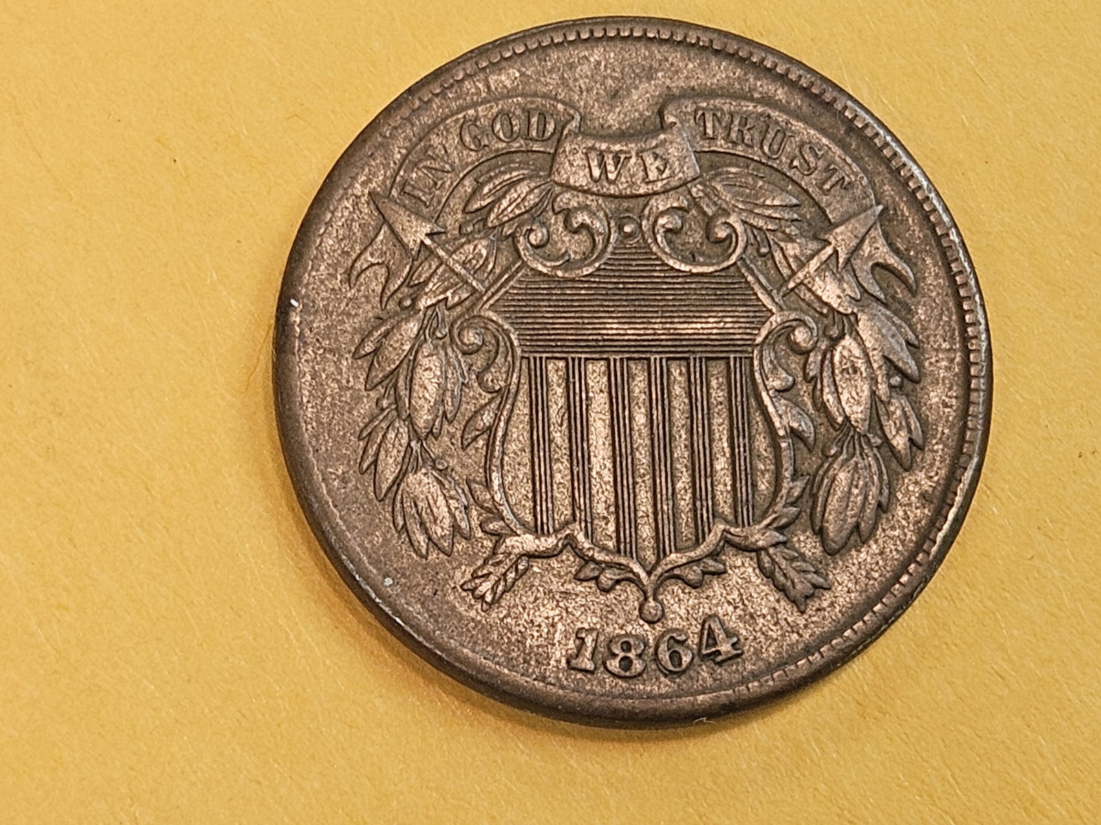 * Variety! Choice Uncirculated 1864 Two Cent piece (1 of 8)
