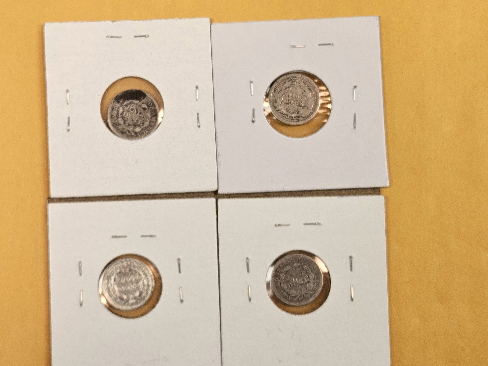 Four mixed Seated Liberty silver Half Dimes - 4