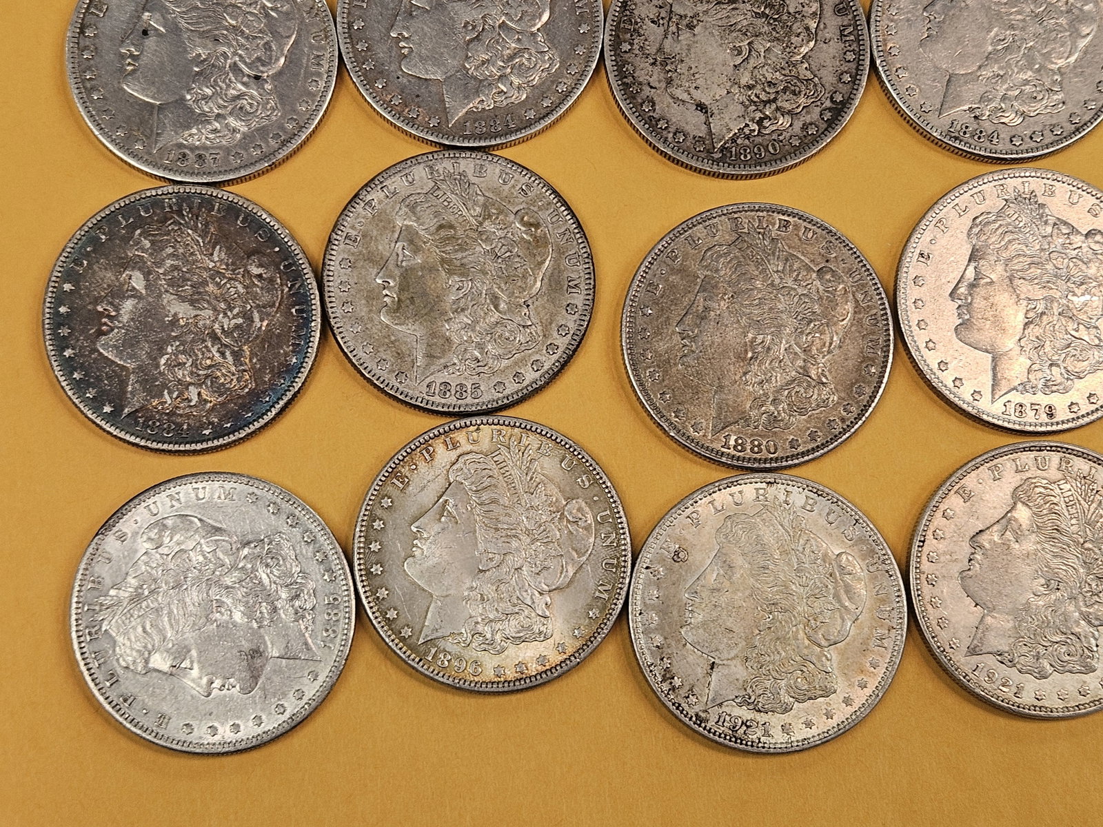 ** FULL ROLL ** Twenty Morgan Silver Dollars - 4