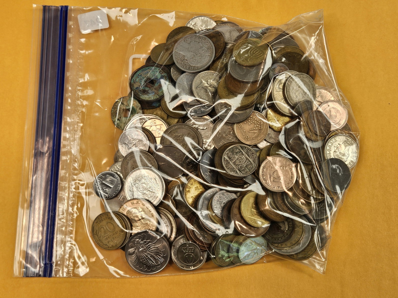 TWO POUNDS of mixed World Coins - 2