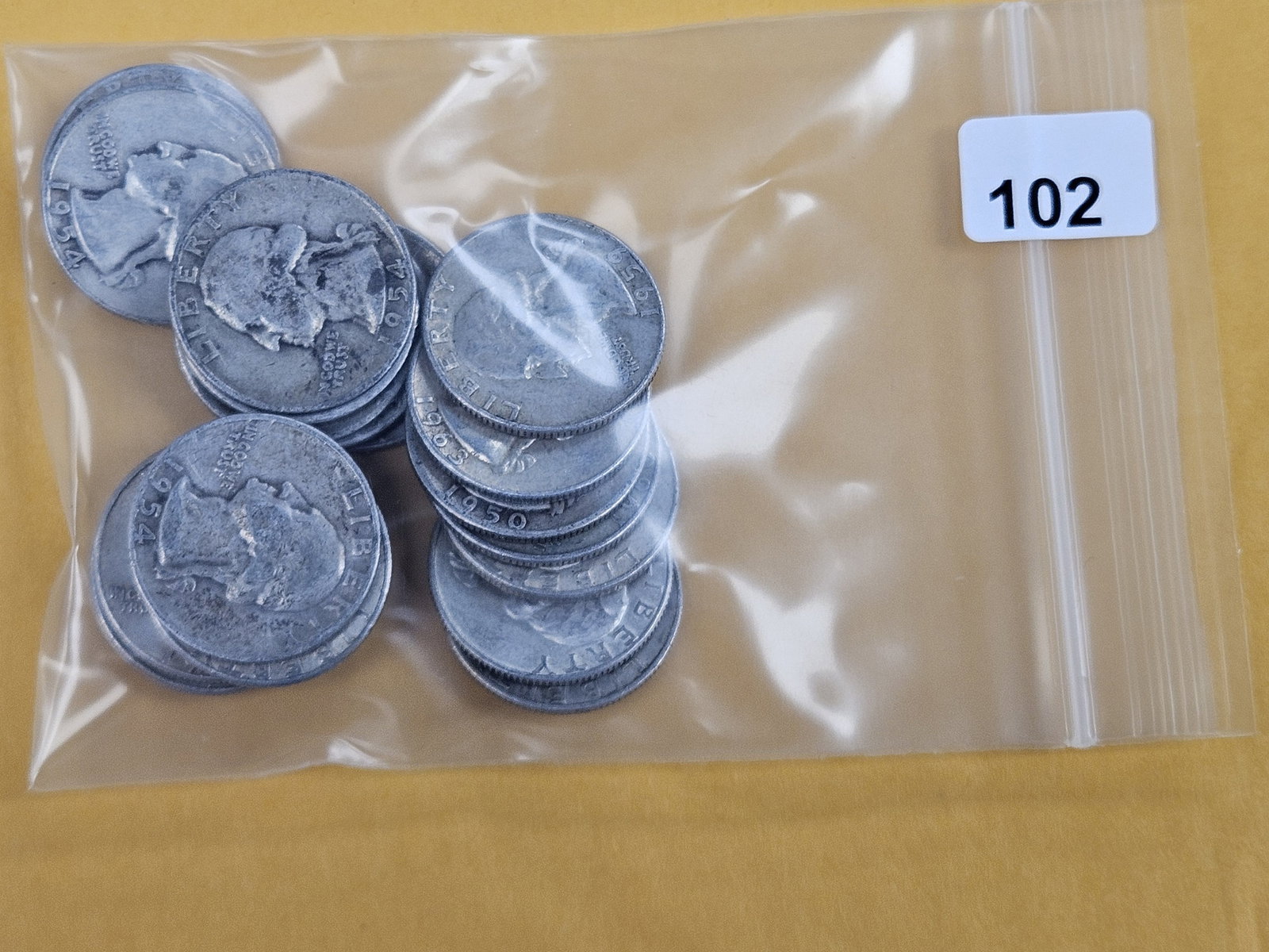 Twenty, mixed, silver Washington Quarters: Circulated