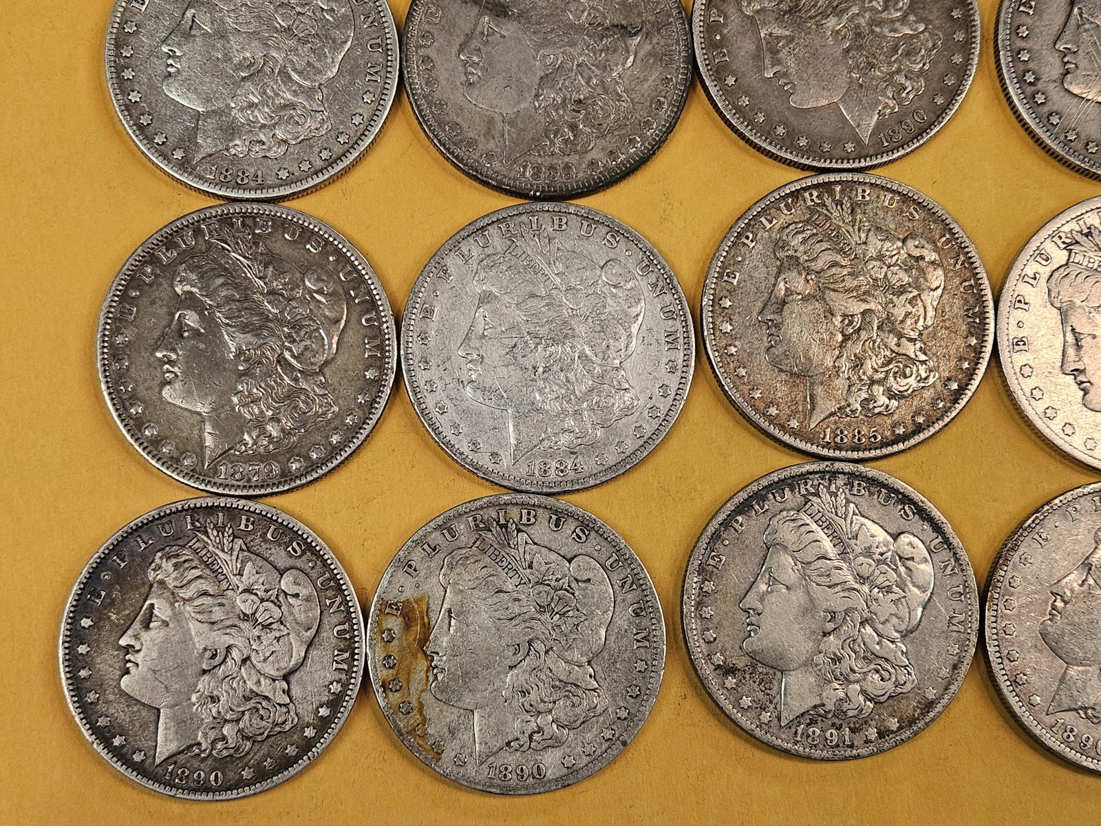 ** FULL ROLL ** Twenty Morgan Silver Dollars - 4