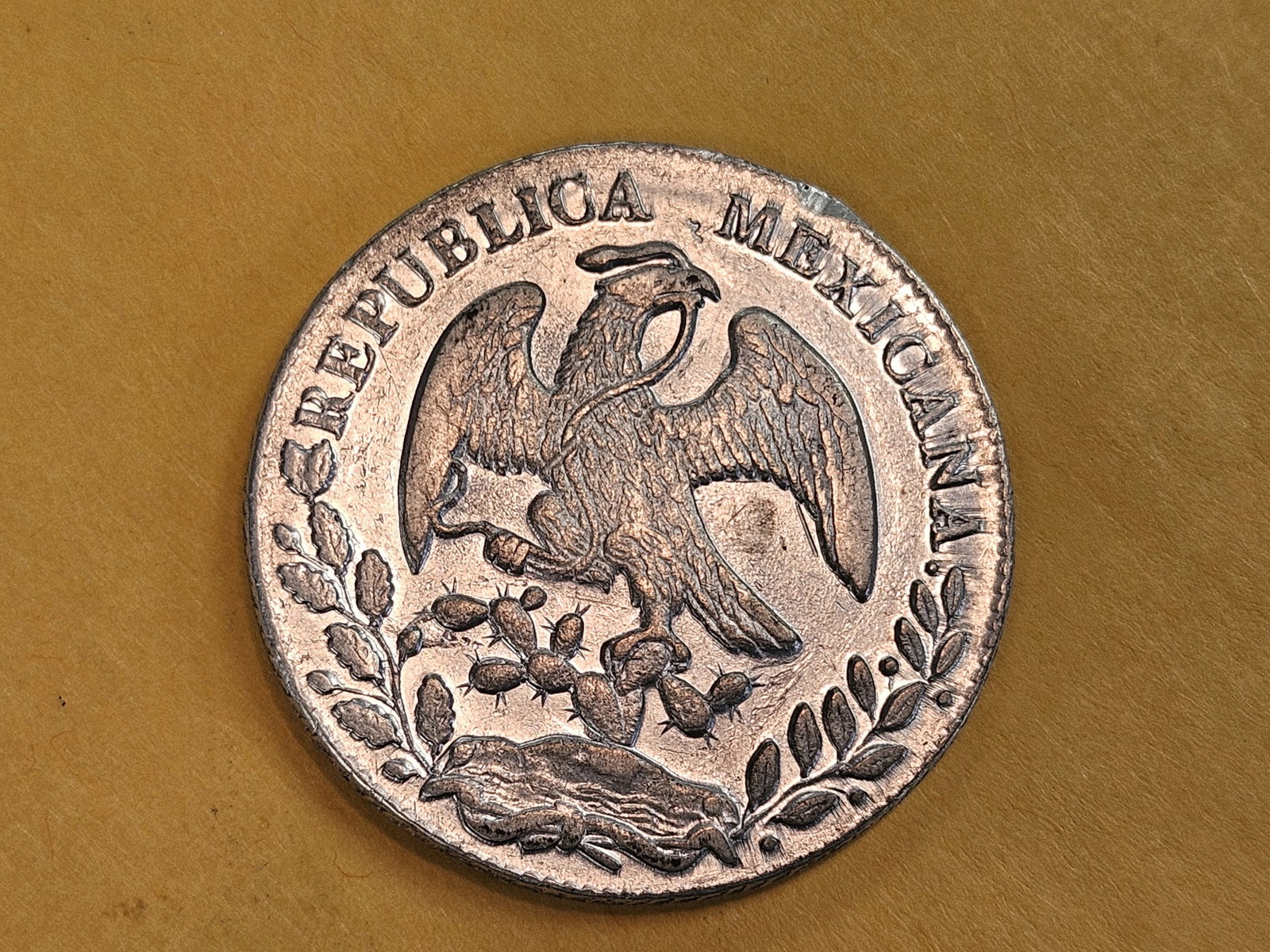 1863 TH Mexico silver 8 reals in Extra Fine plus - 6
