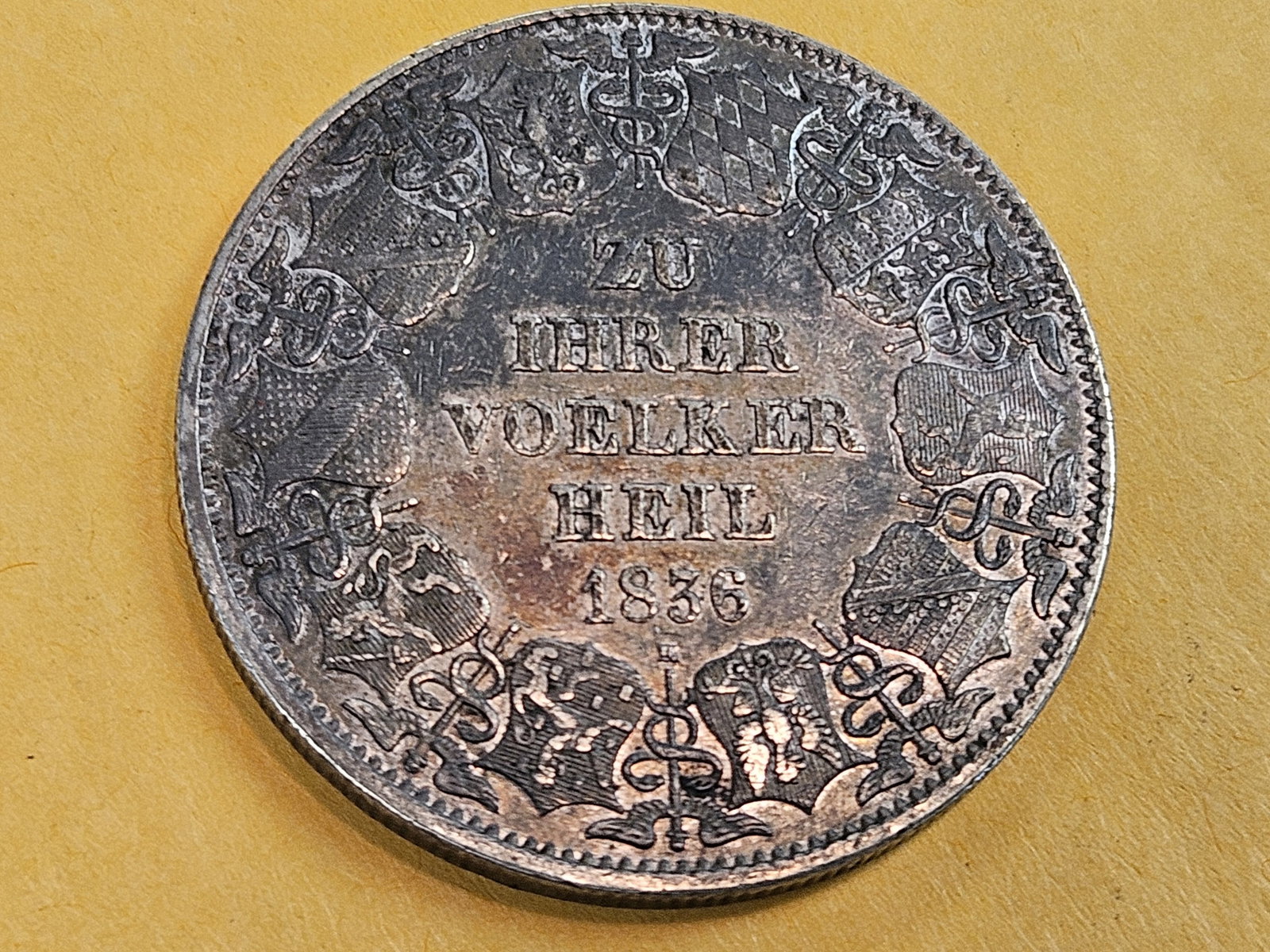 1836 German States Baden silver Kronenthaler in Extra Fine - 6