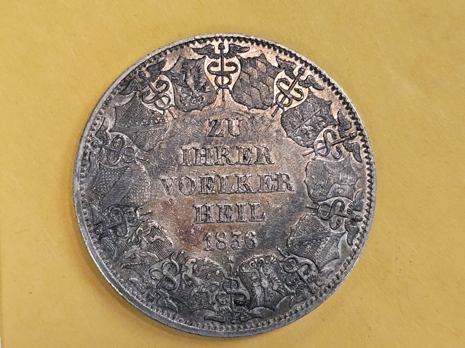 1836 German States Baden silver Kronenthaler in Extra Fine - 8