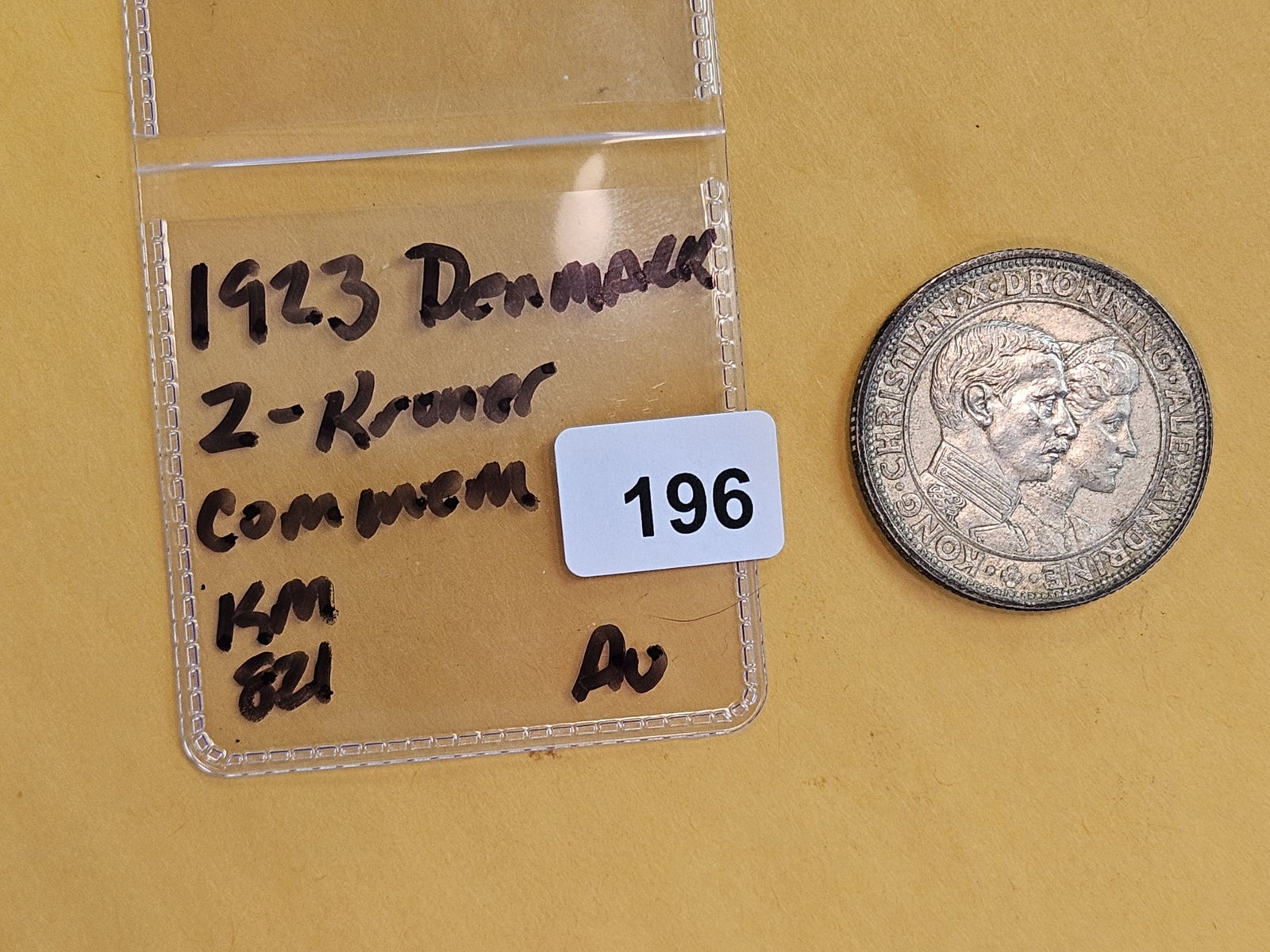 1923 Denmark silver 2 kroner in About Uncirculated - 2