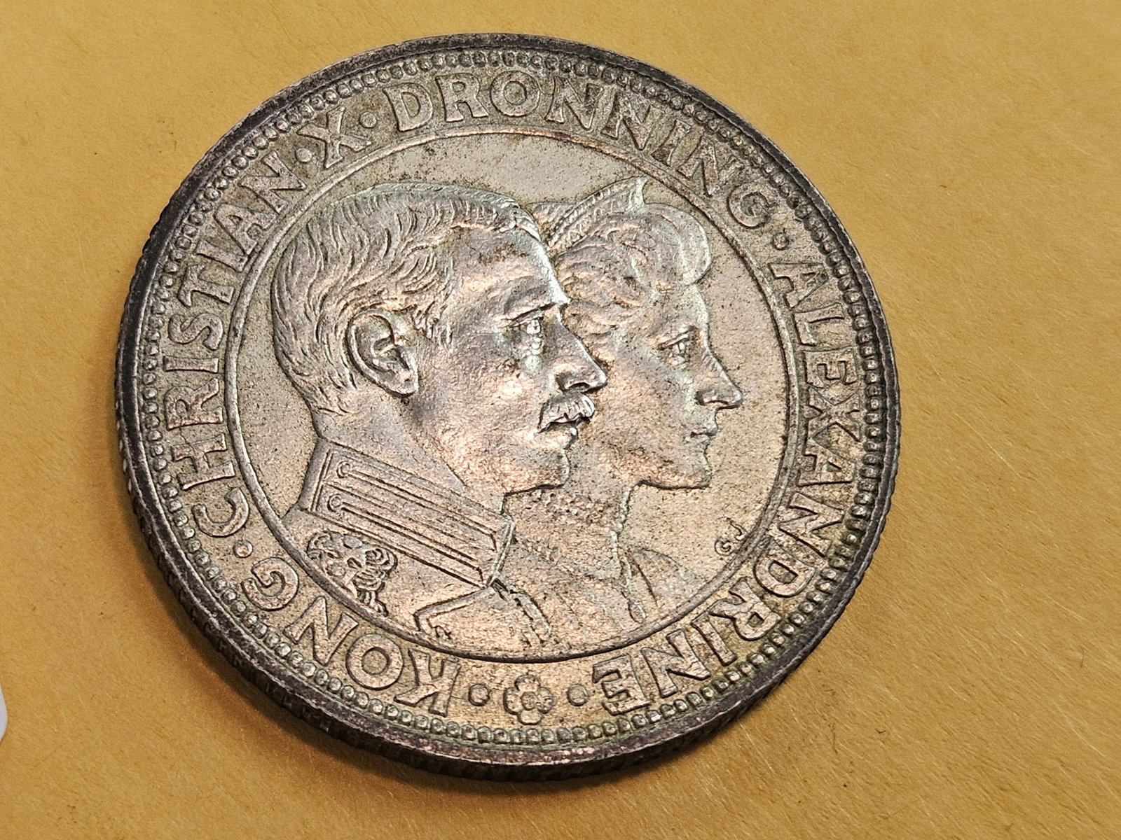1923 Denmark silver 2 kroner in About Uncirculated - 3