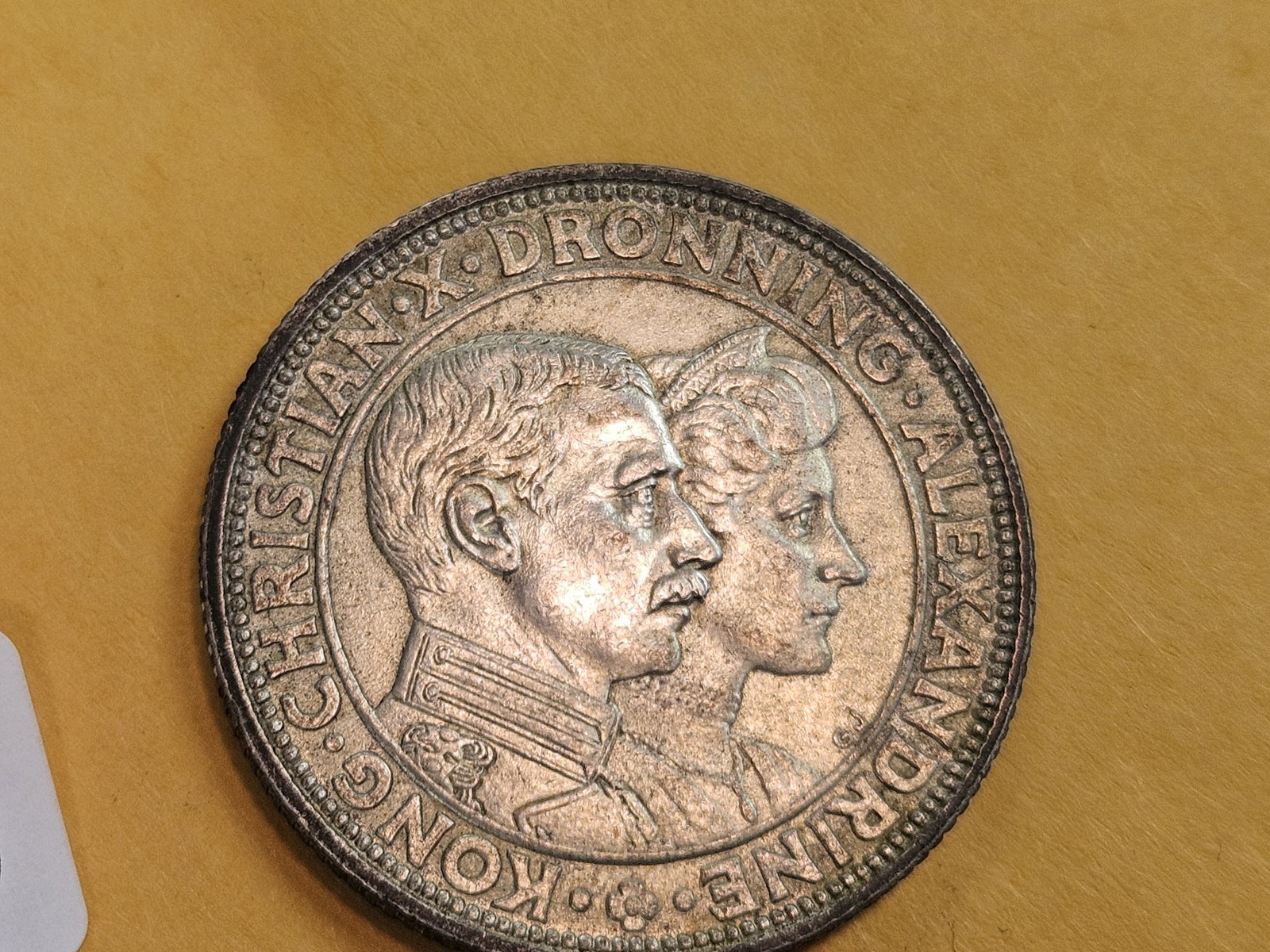 1923 Denmark silver 2 kroner in About Uncirculated - 5