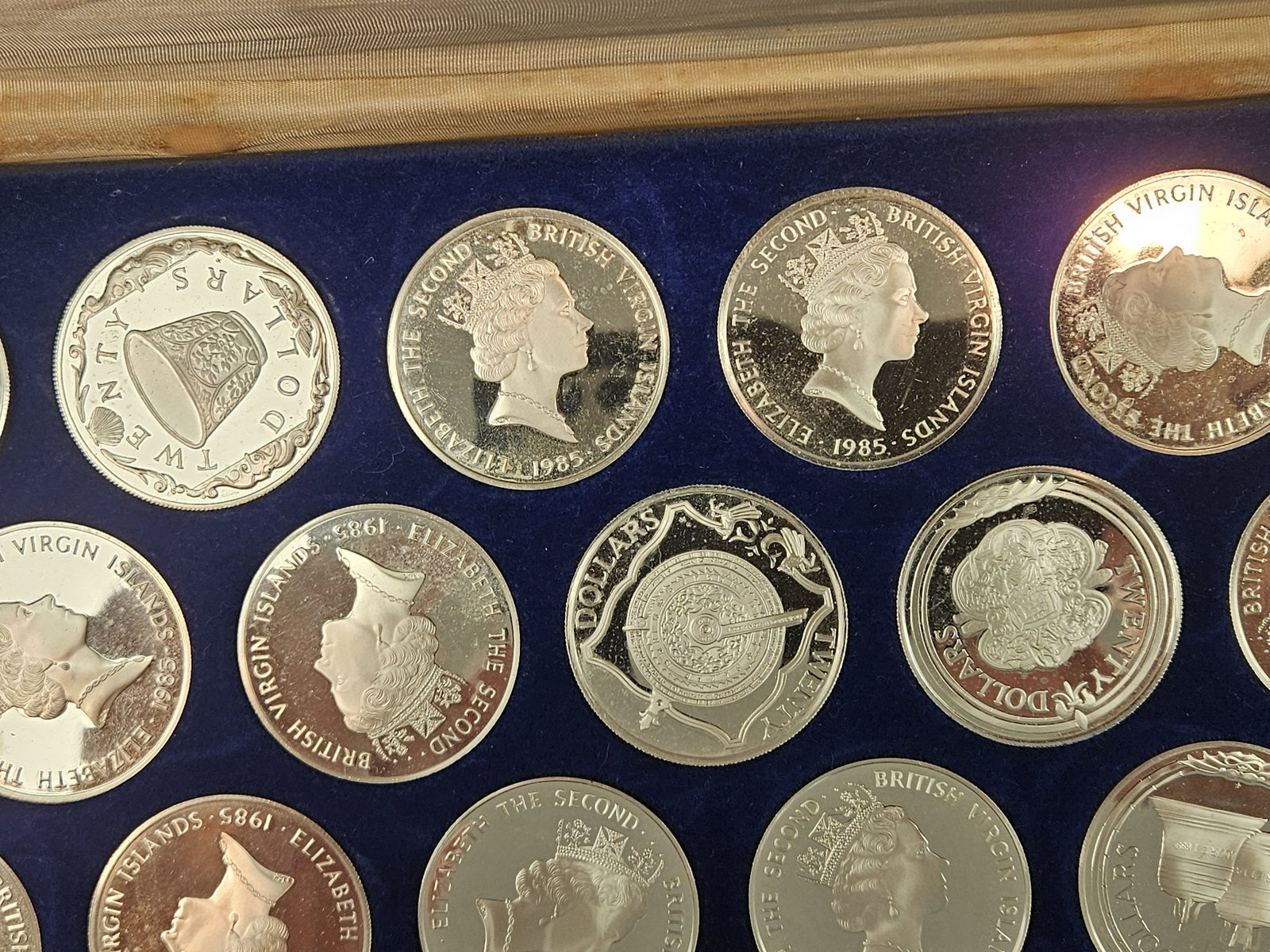 ** RARE * 1980 GEM Proof Deep Cameo Treasure Coins of Caribbean SILVER 25-coin Set! - 5