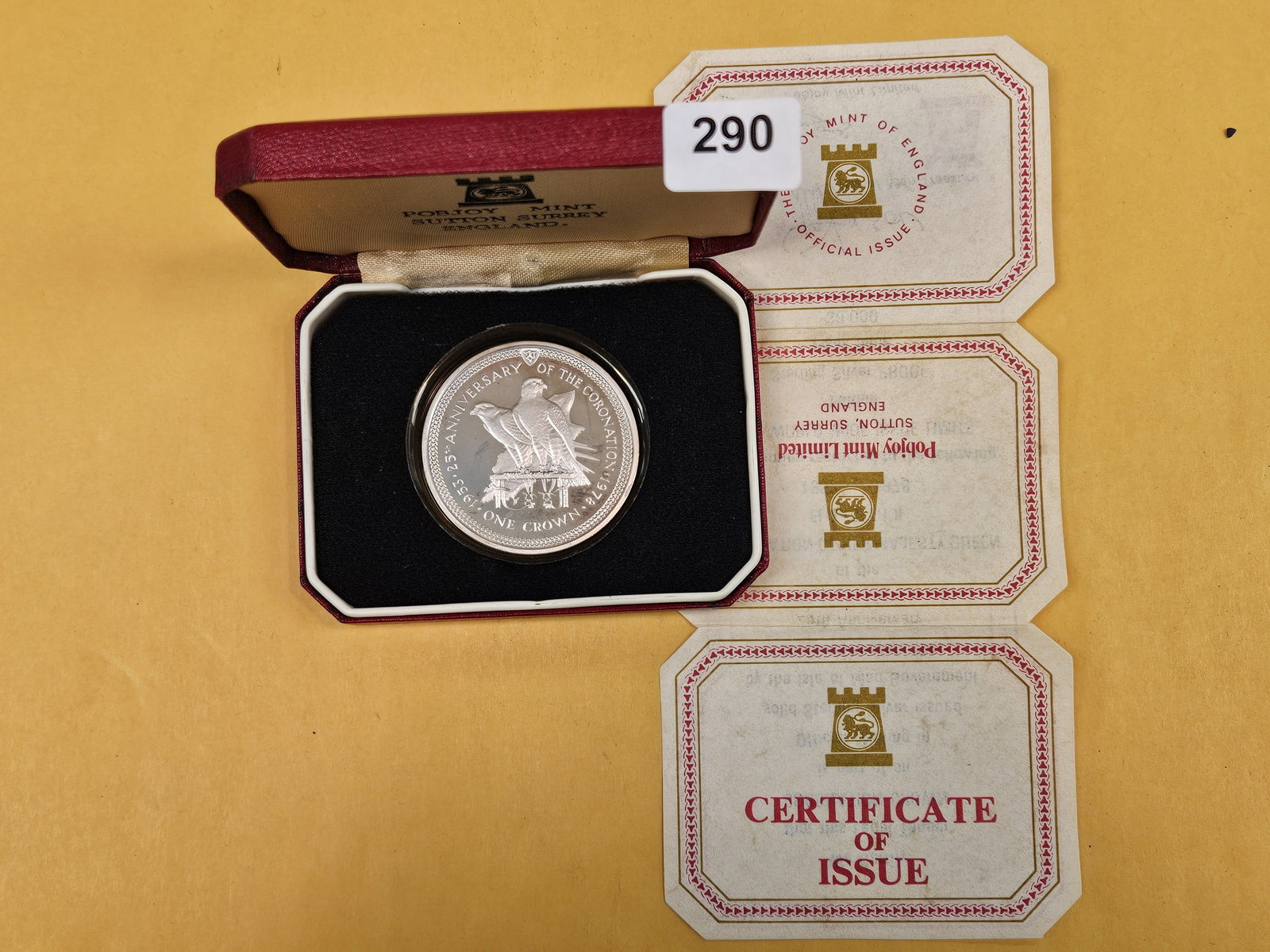 Gem Proof Deep Cameo 1978 SILVER Crown: In OGP with COA. Missing half of its plastic holder on the inside
