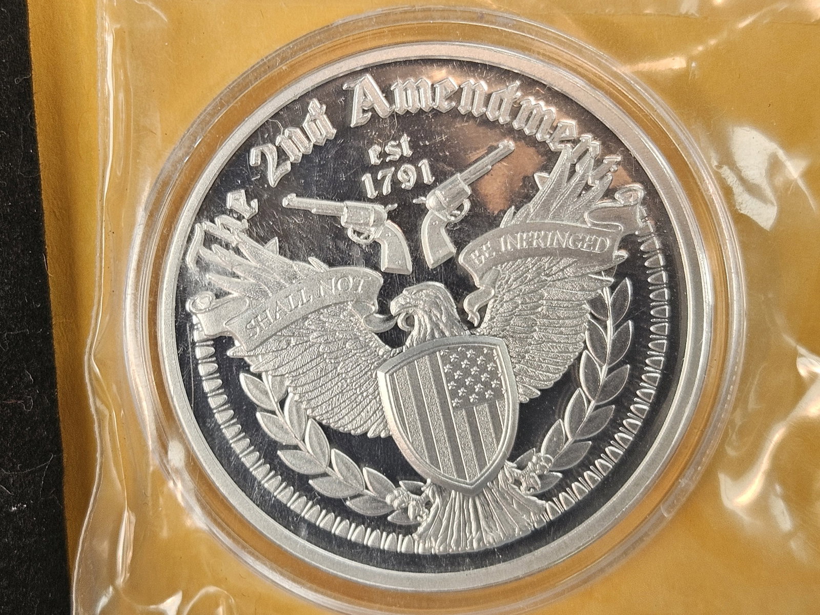 One Troy Ounce .999 fine silver Proof art round (1 of 3)