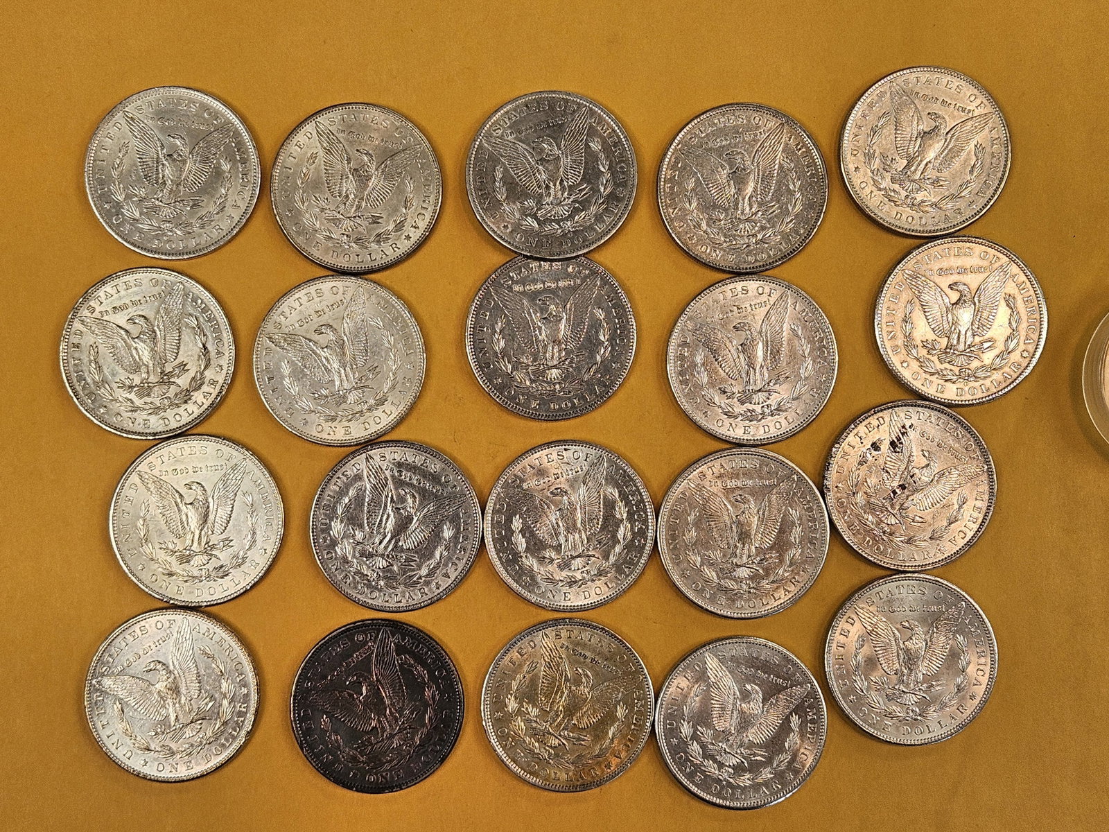 ** FULL ROLL ** Twenty Morgan Silver Dollars - 8