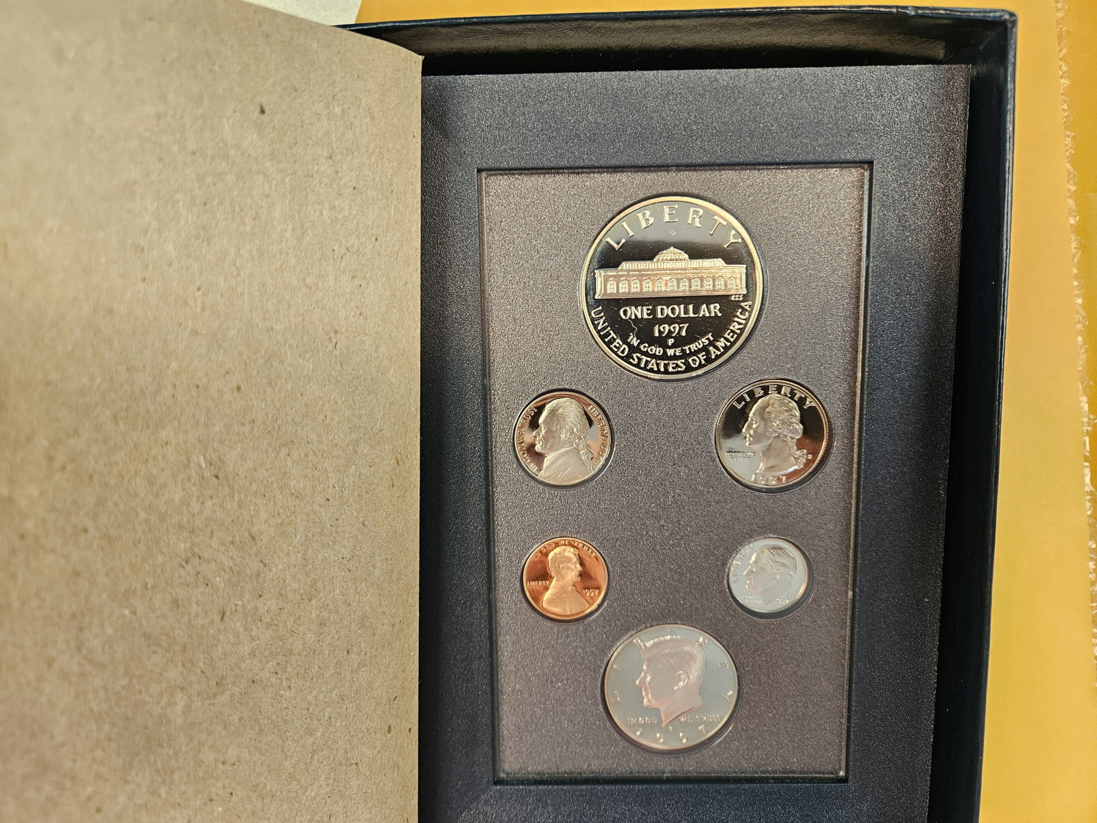 1996 and 1997 US SILVER Prestige Sets - 3