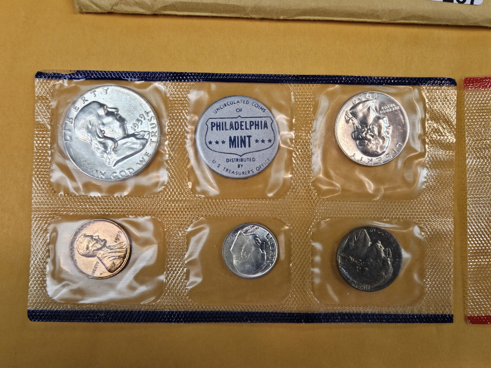 VARIETY! 1959 P & D US Silver Mint Set - 2