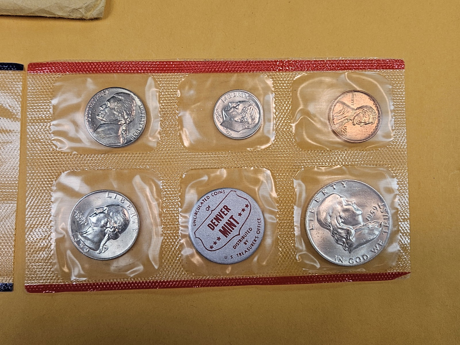VARIETY! 1959 P & D US Silver Mint Set - 3