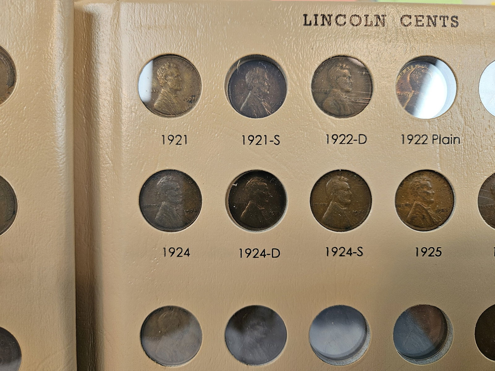 Mostly Complete Lincoln Cent collection - 11