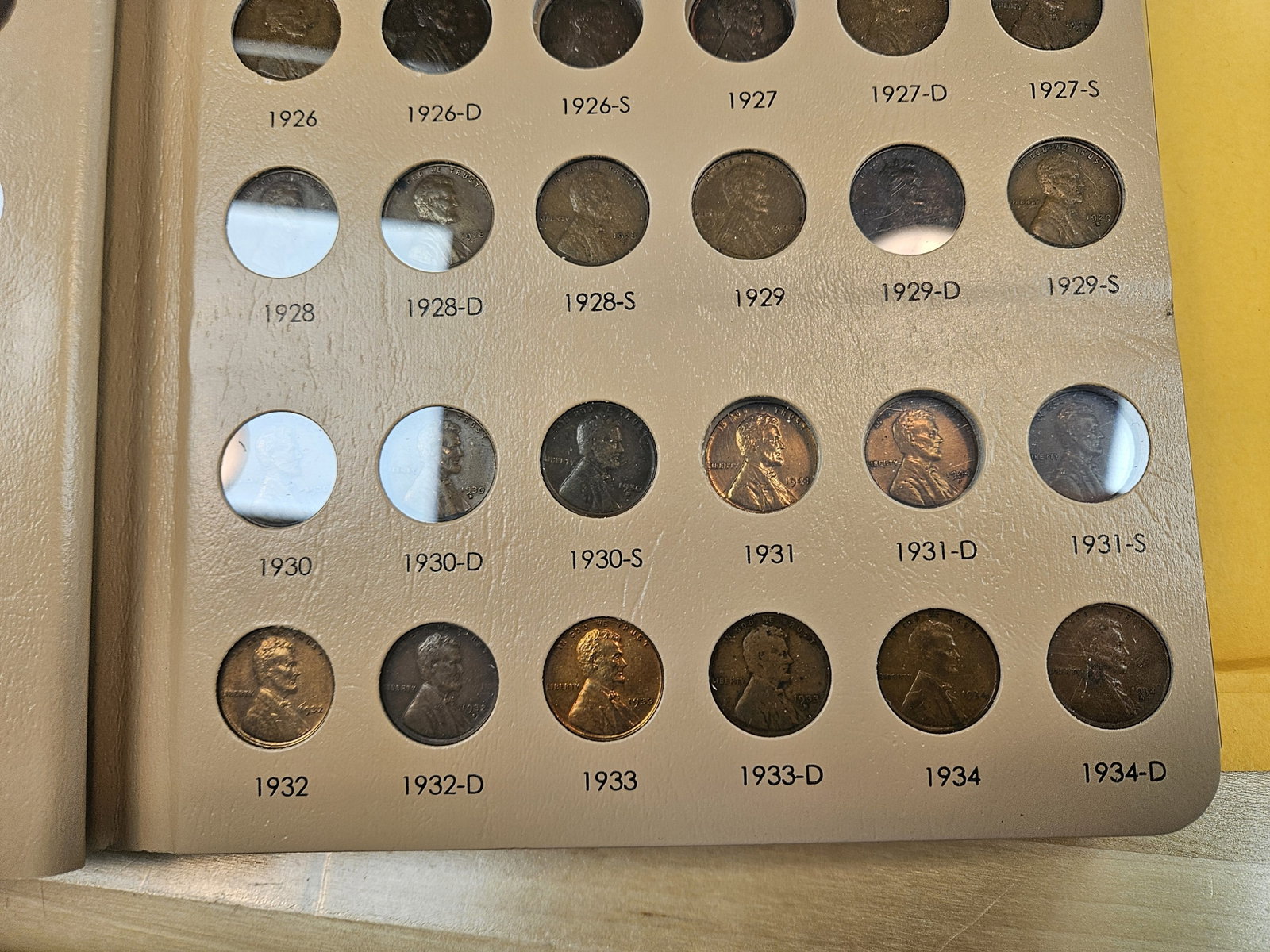 Mostly Complete Lincoln Cent collection - 15