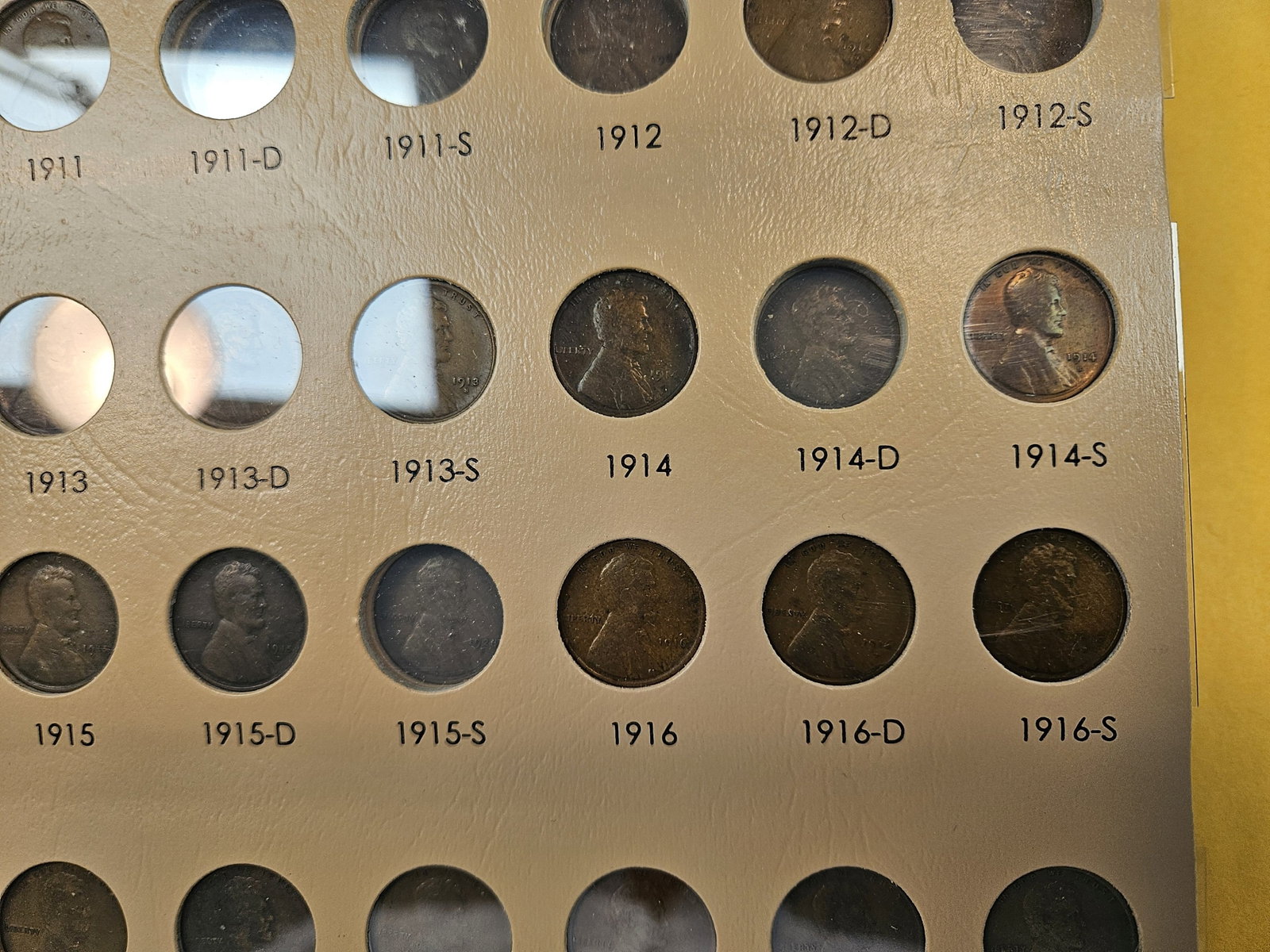 Mostly Complete Lincoln Cent collection - 6