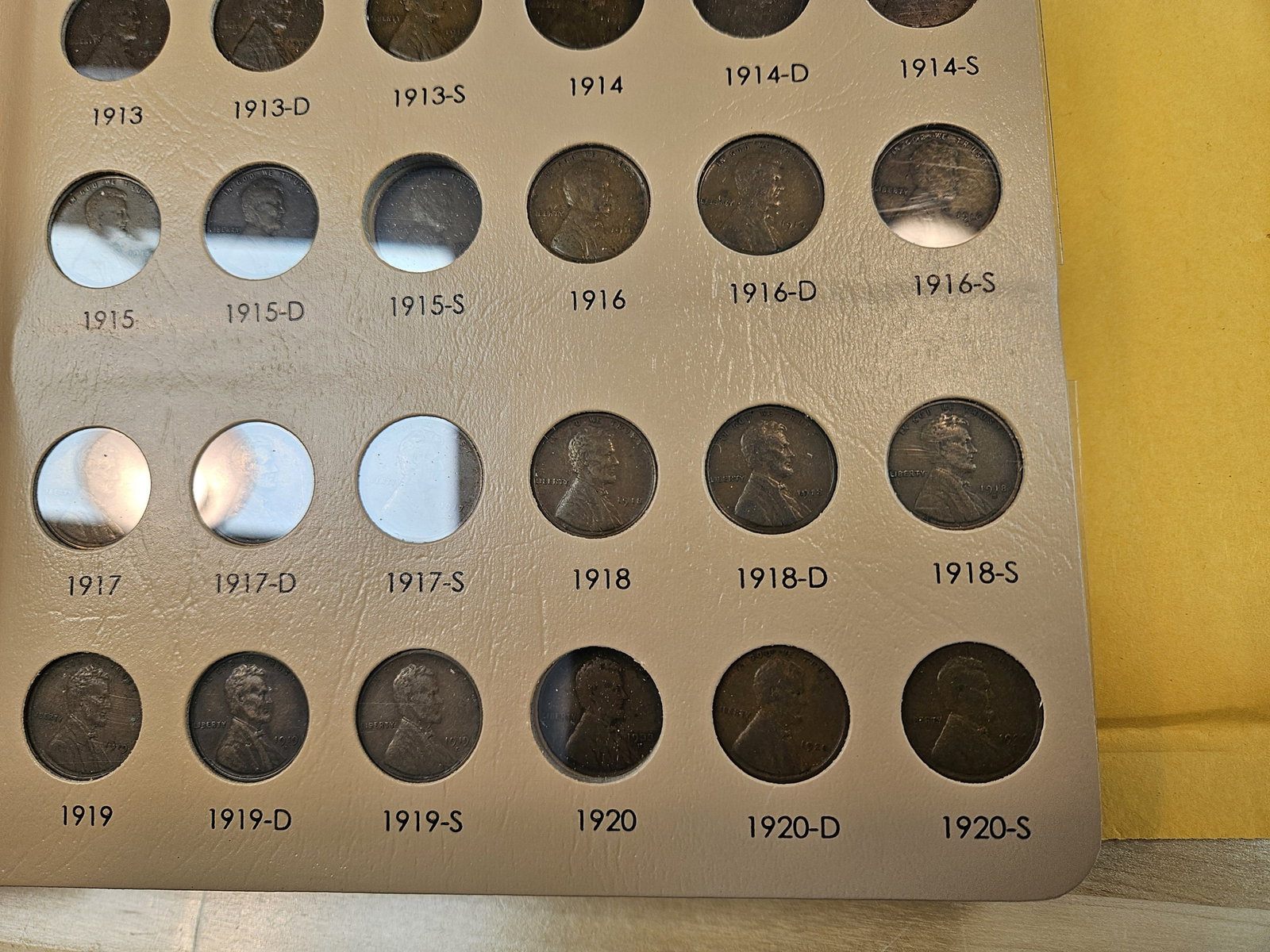 Mostly Complete Lincoln Cent collection - 8