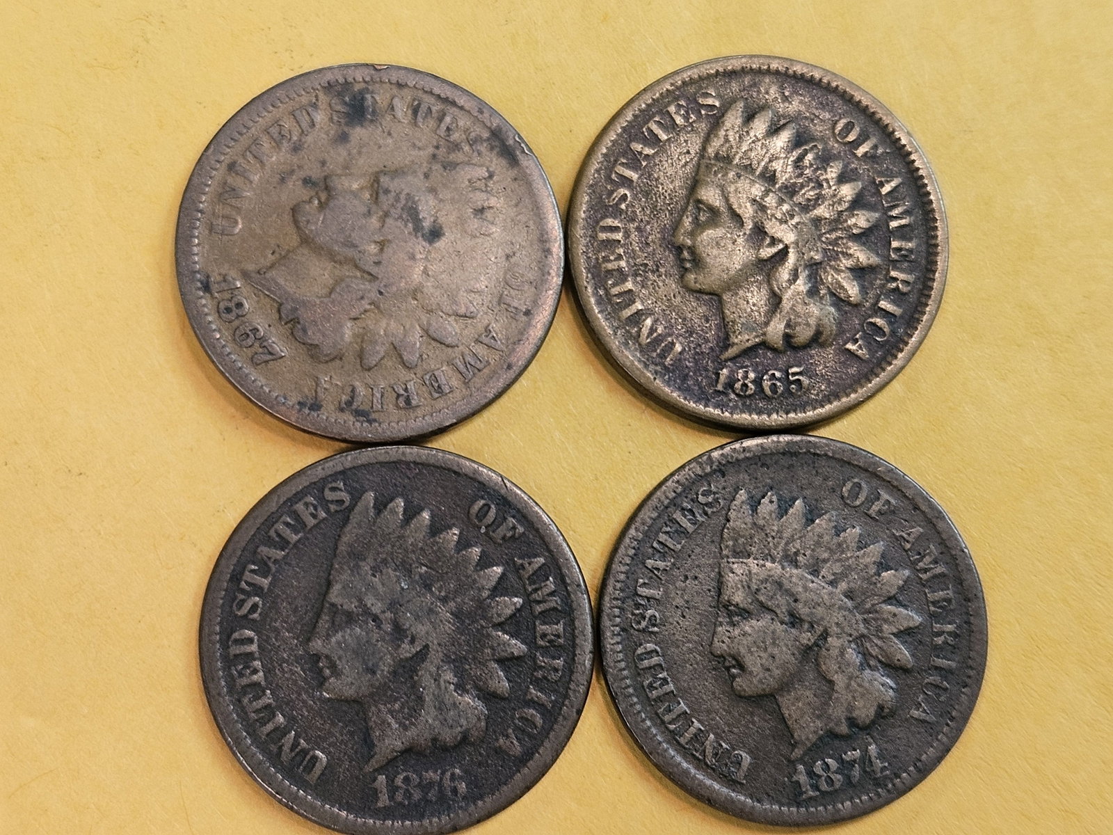 Four Indian cents in Very Good to Fine - details (1 of 4)